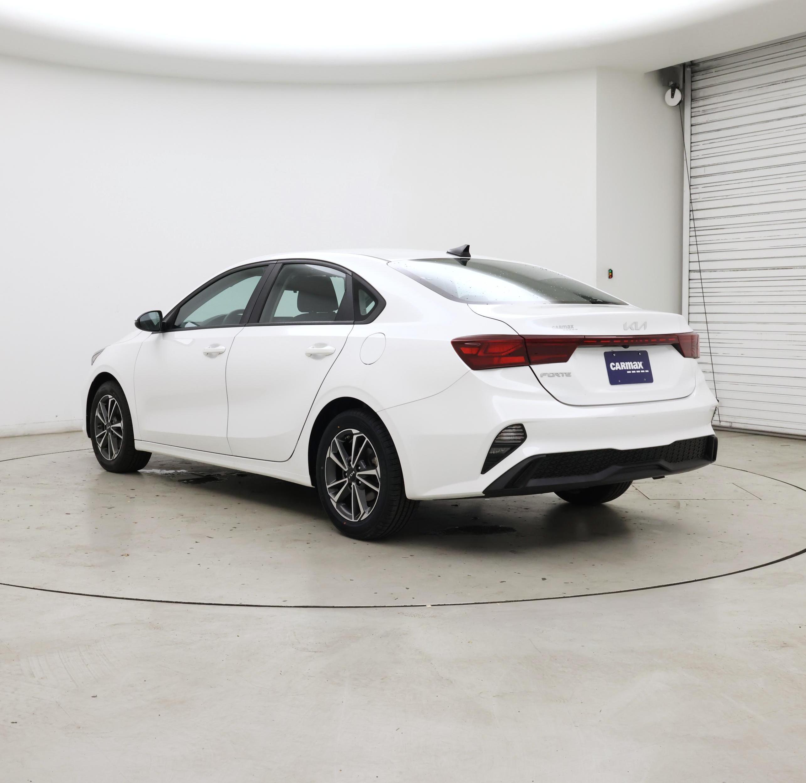 Thumbnail: 2023 Kia Forte - 2