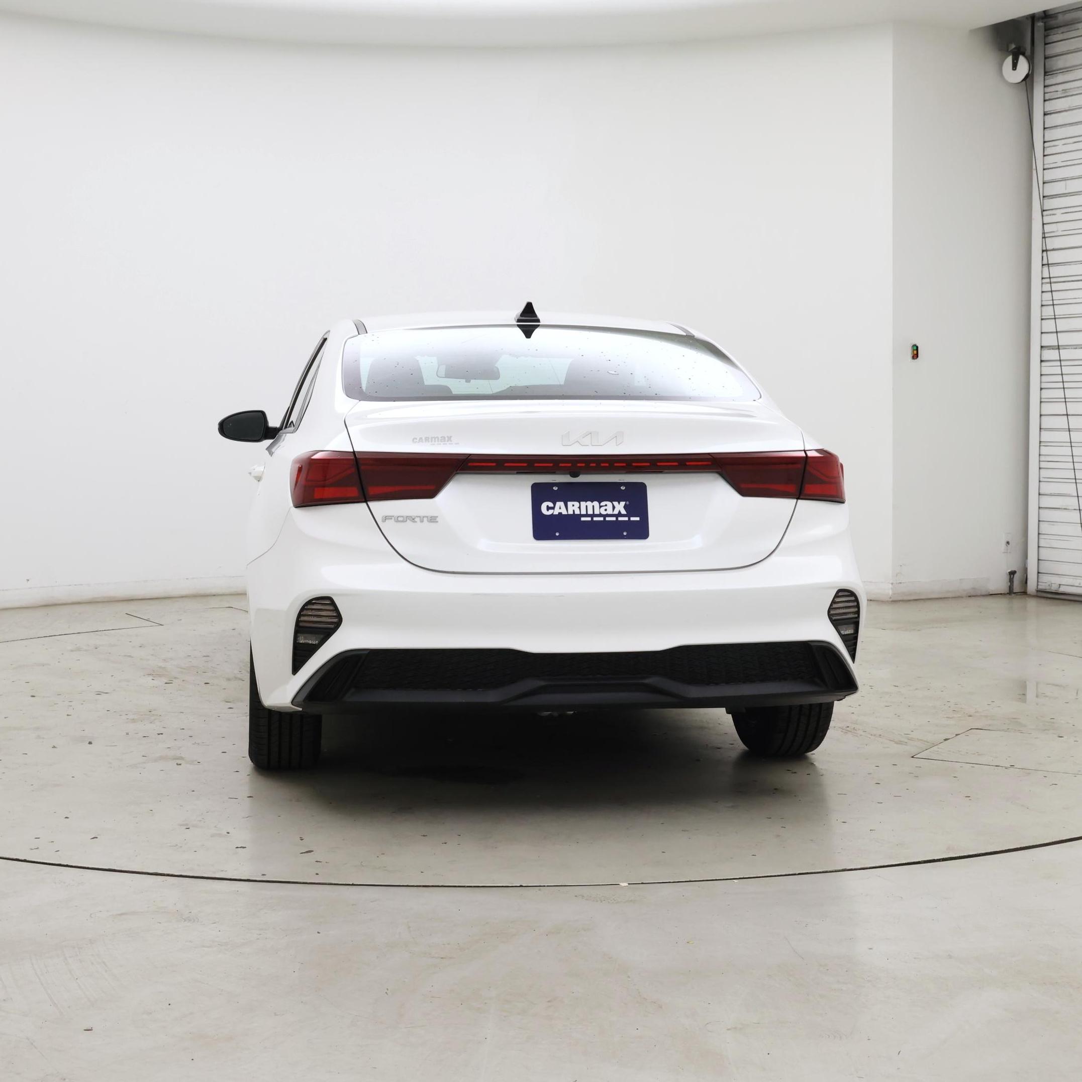 Thumbnail: 2023 Kia Forte - 6