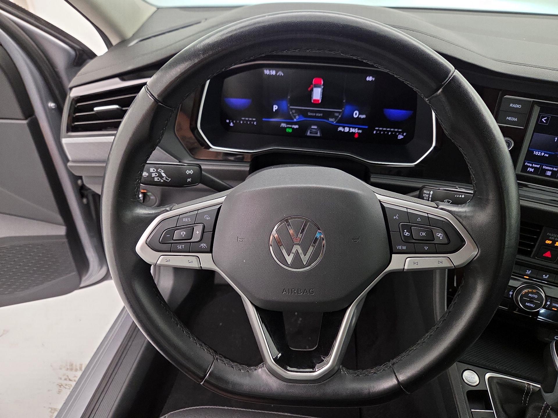 Thumbnail: 2024 Volkswagen Jetta - 10