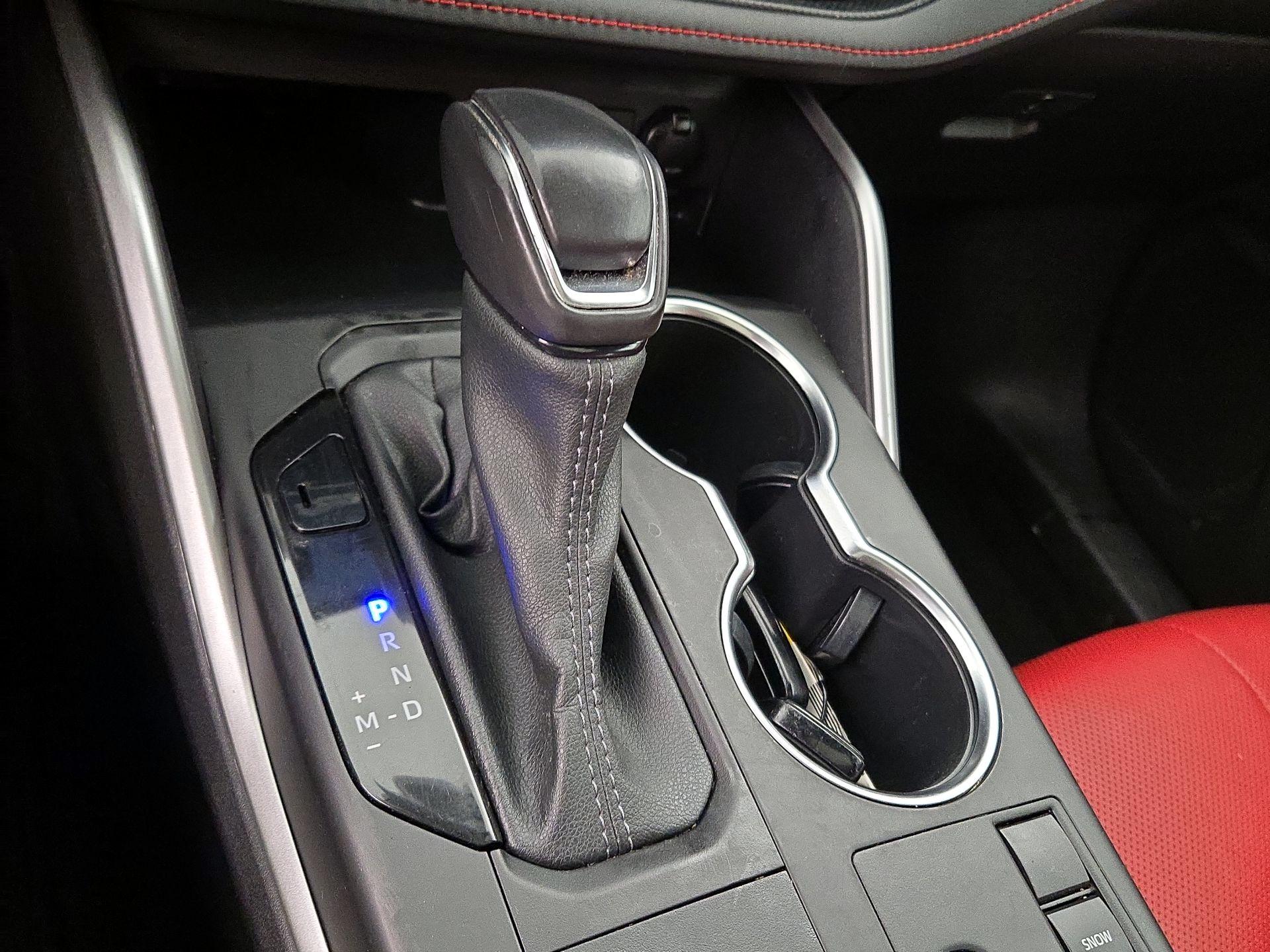 Thumbnail: 2023 Toyota Highlander - 17