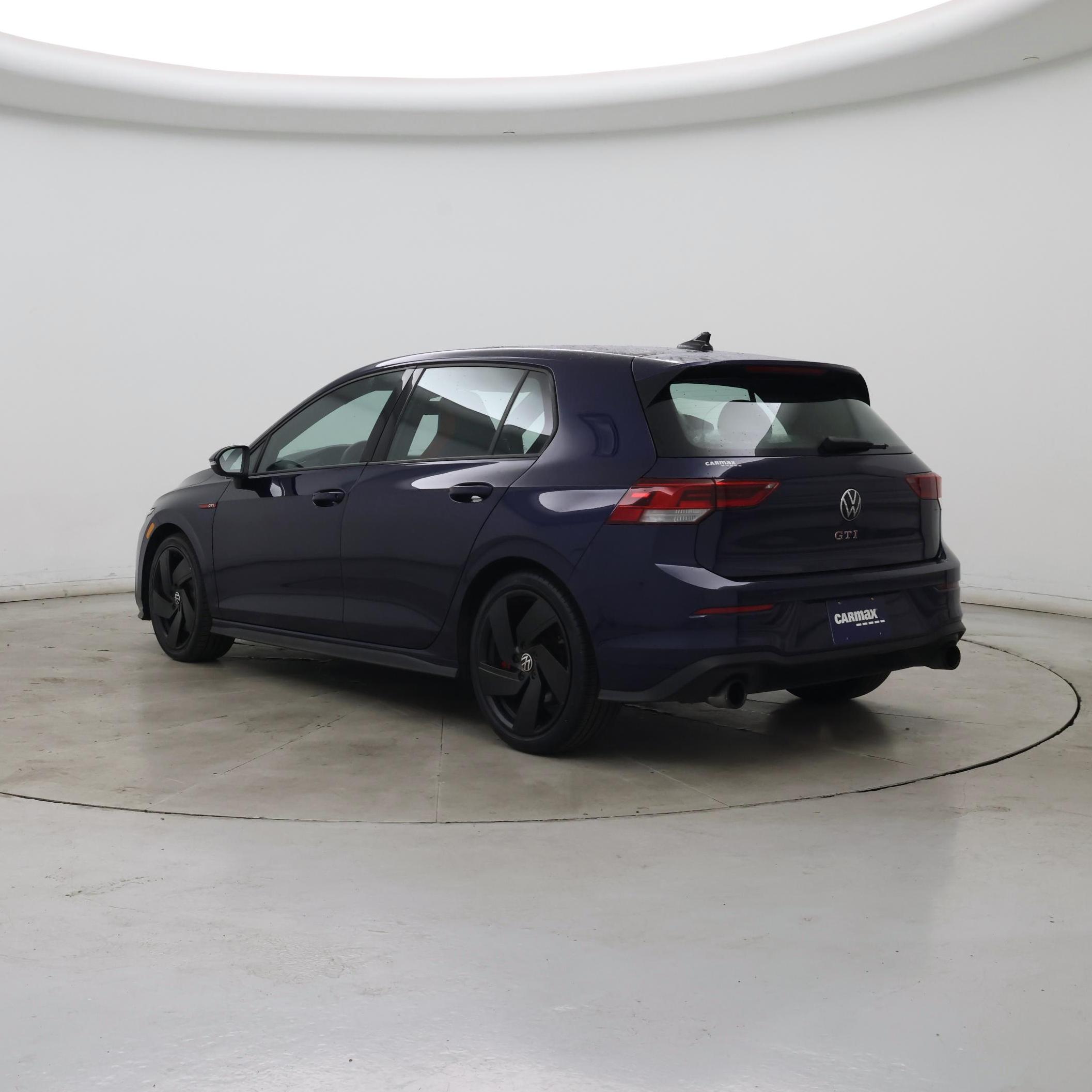 Thumbnail: 2022 Volkswagen Golf - 2