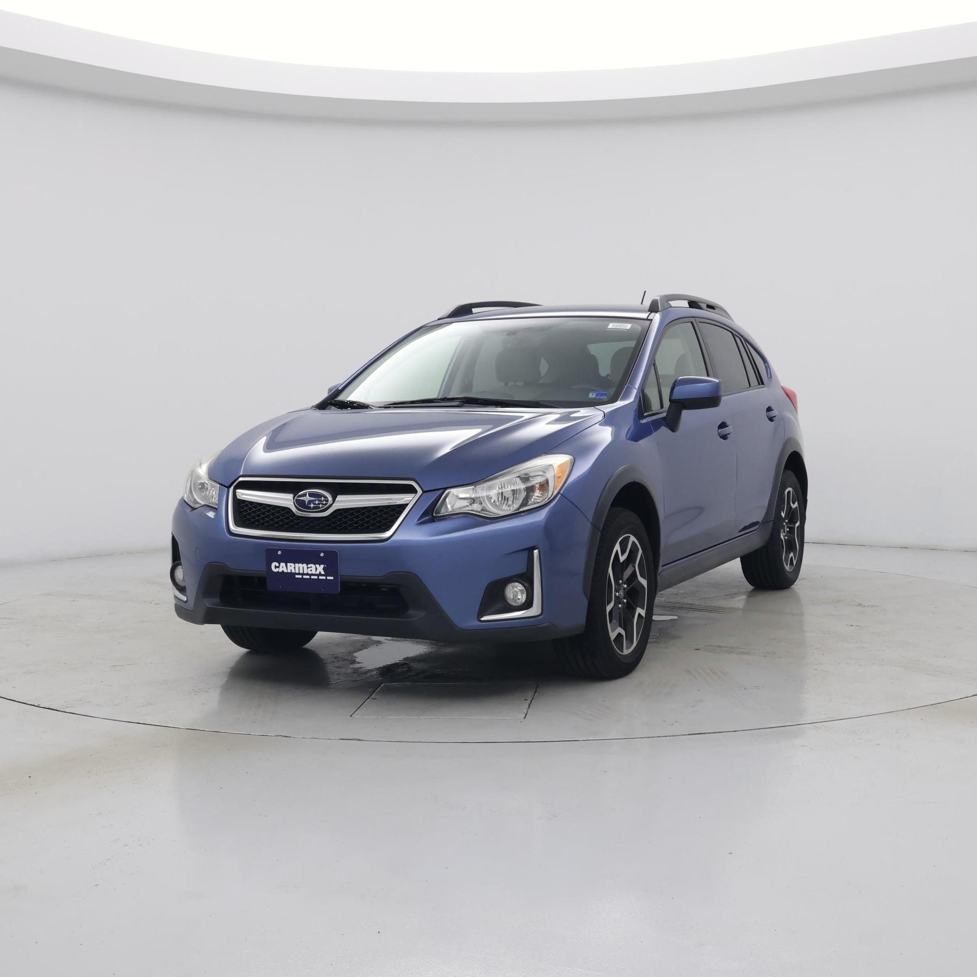 Thumbnail: 2017 Subaru Crosstrek - 4