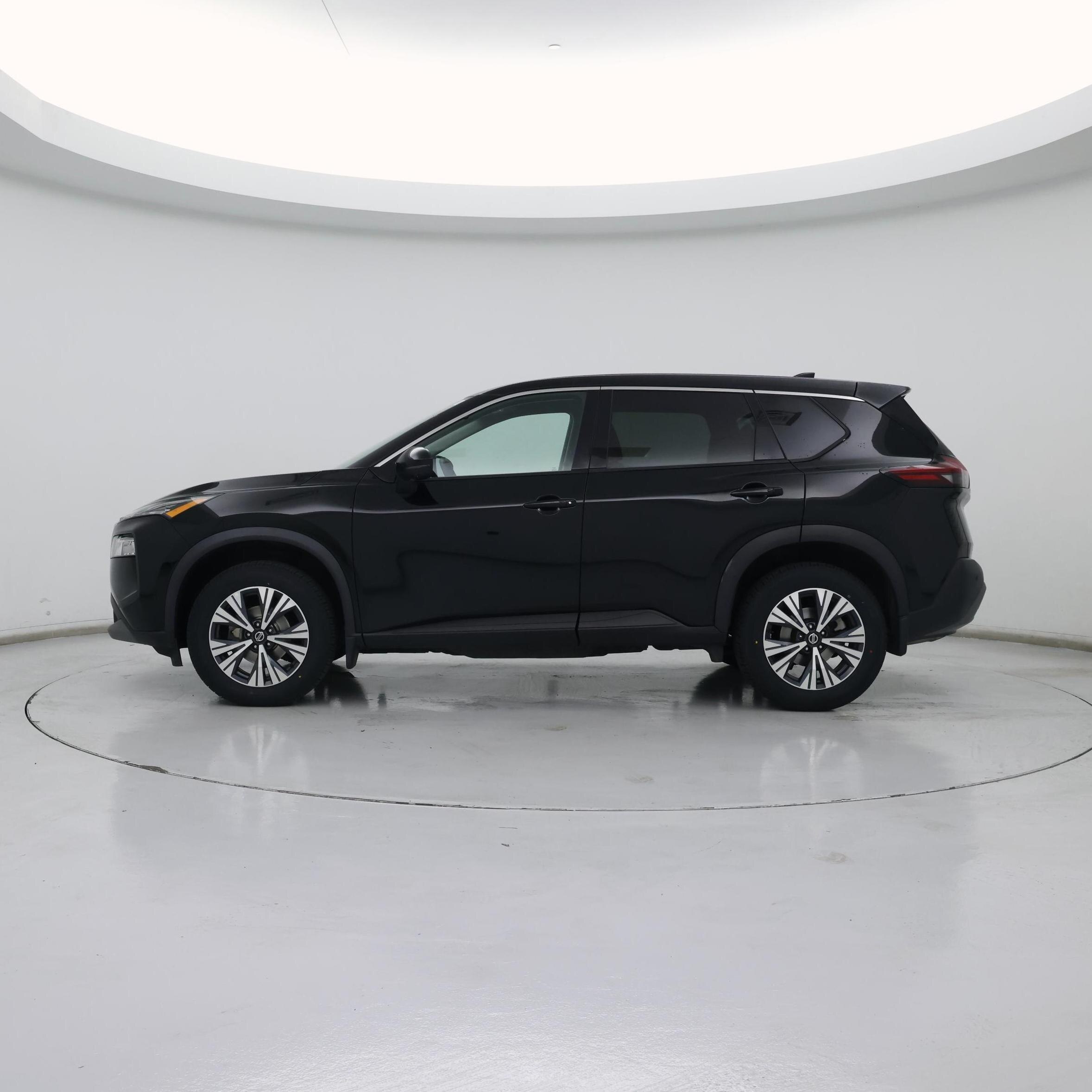 Thumbnail: 2021 Nissan Rogue - 3