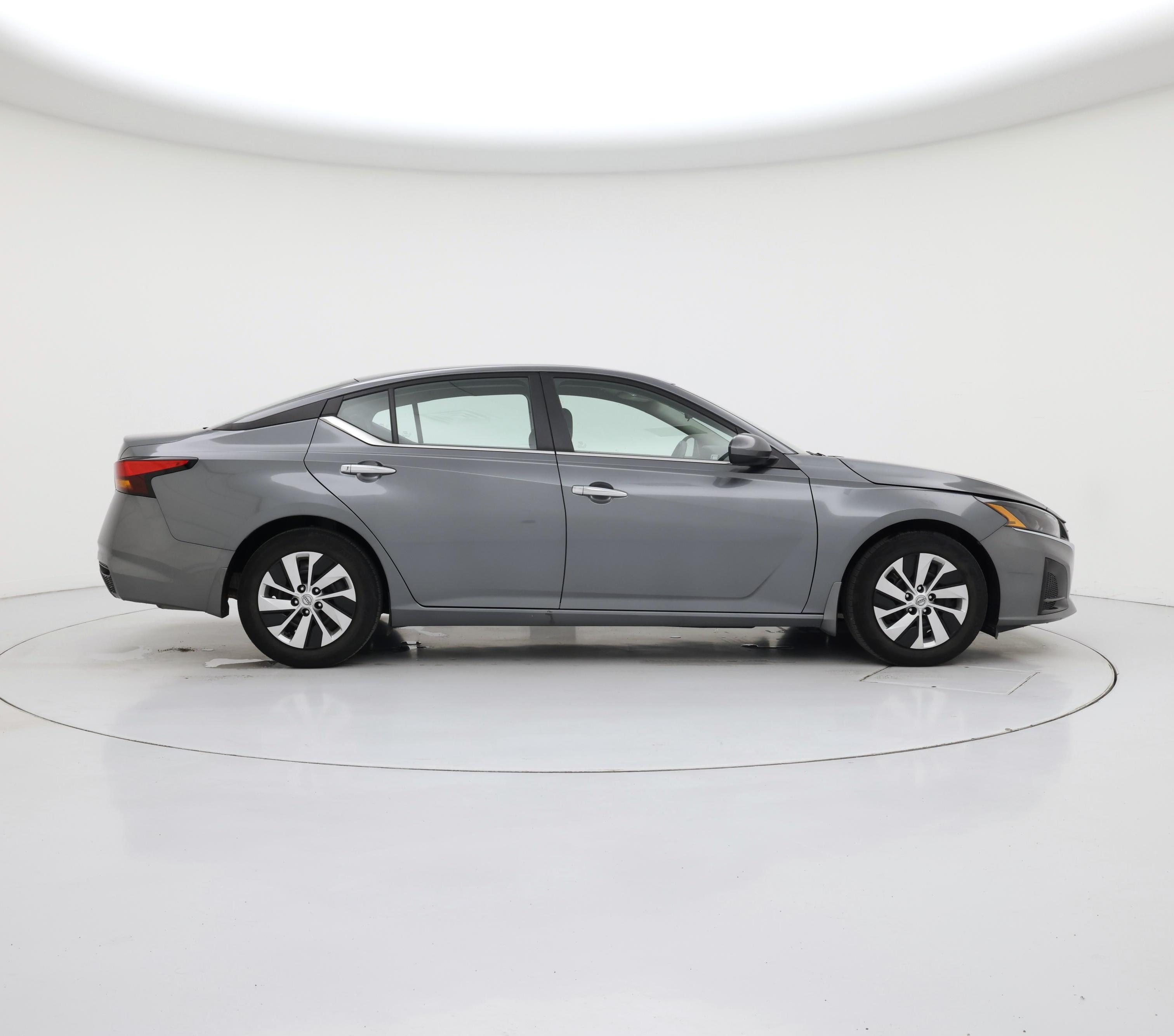Thumbnail: 2023 Nissan Altima - 7