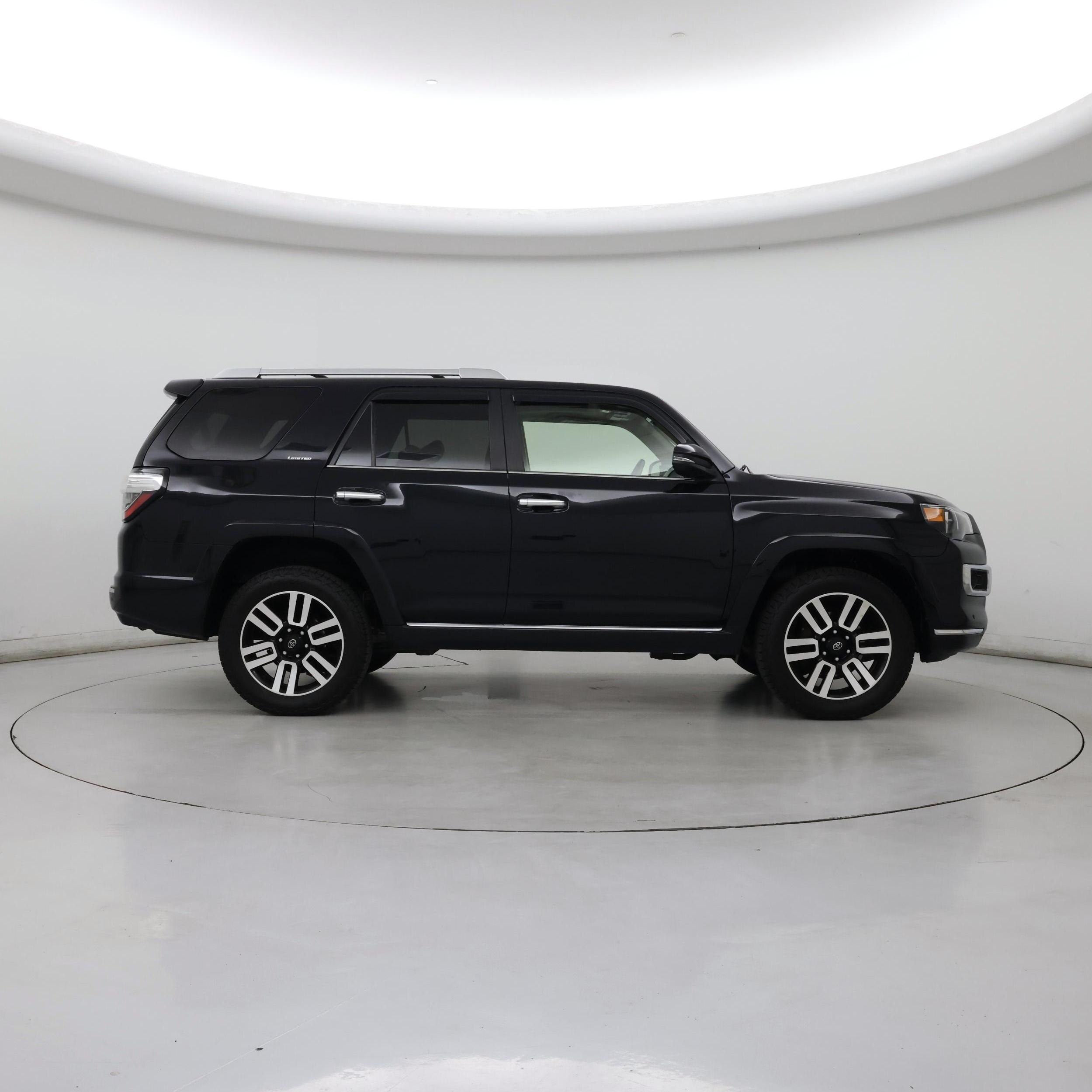 Thumbnail: 2022 Toyota 4Runner - 7