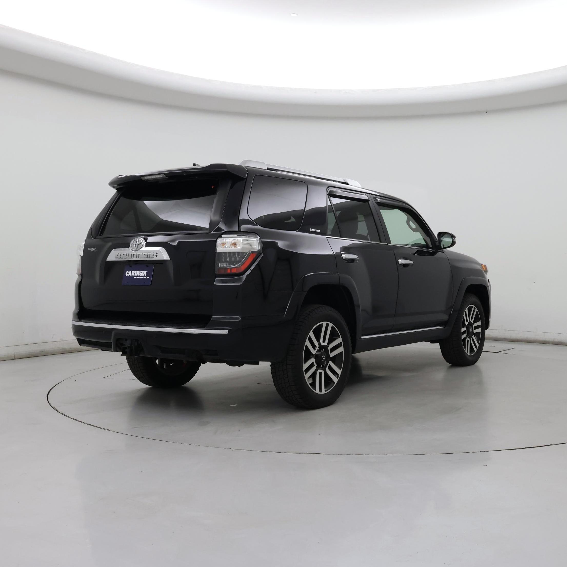 Thumbnail: 2022 Toyota 4Runner - 8
