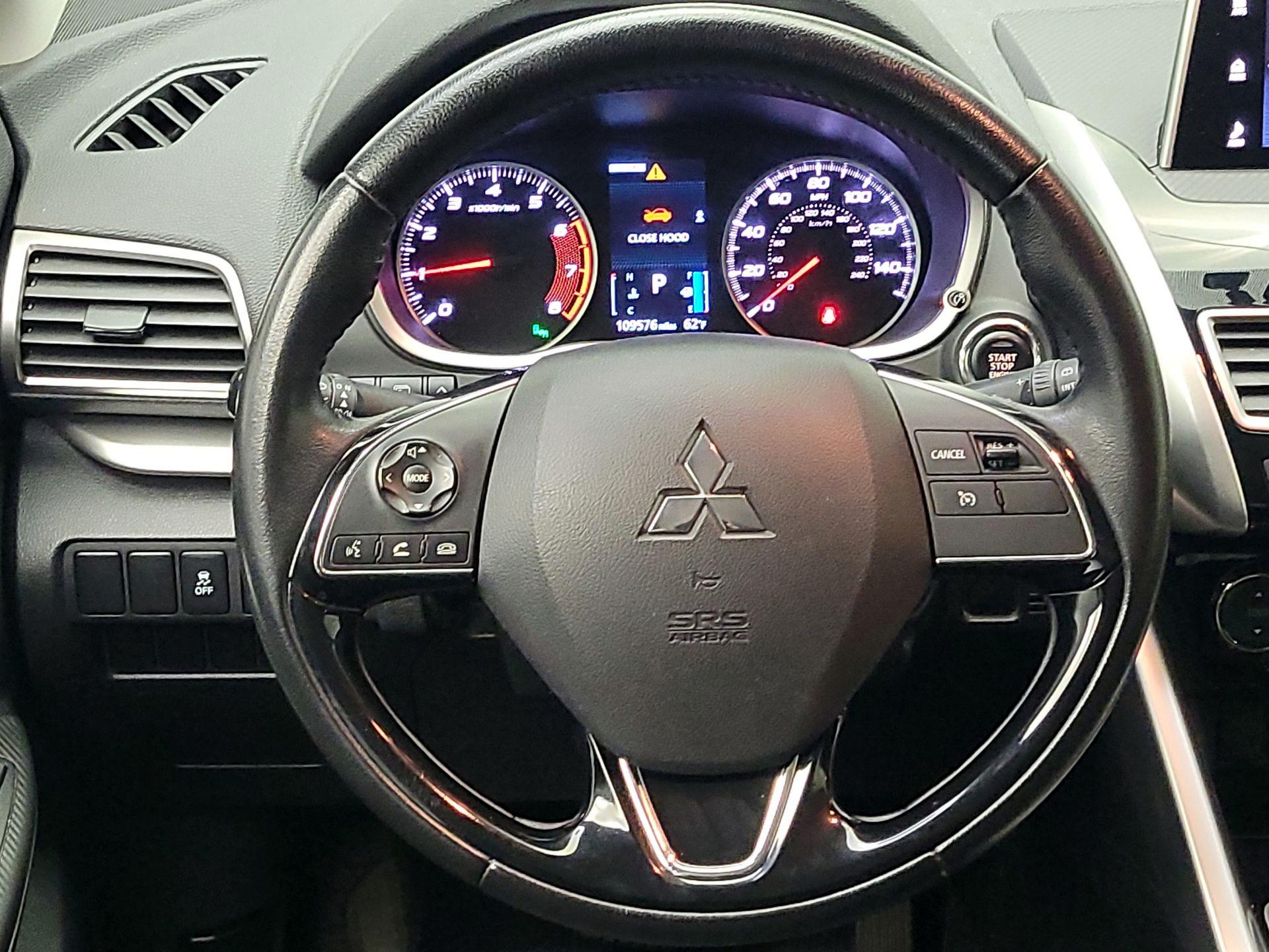 Thumbnail: 2019 Mitsubishi Eclipse Cross - 10