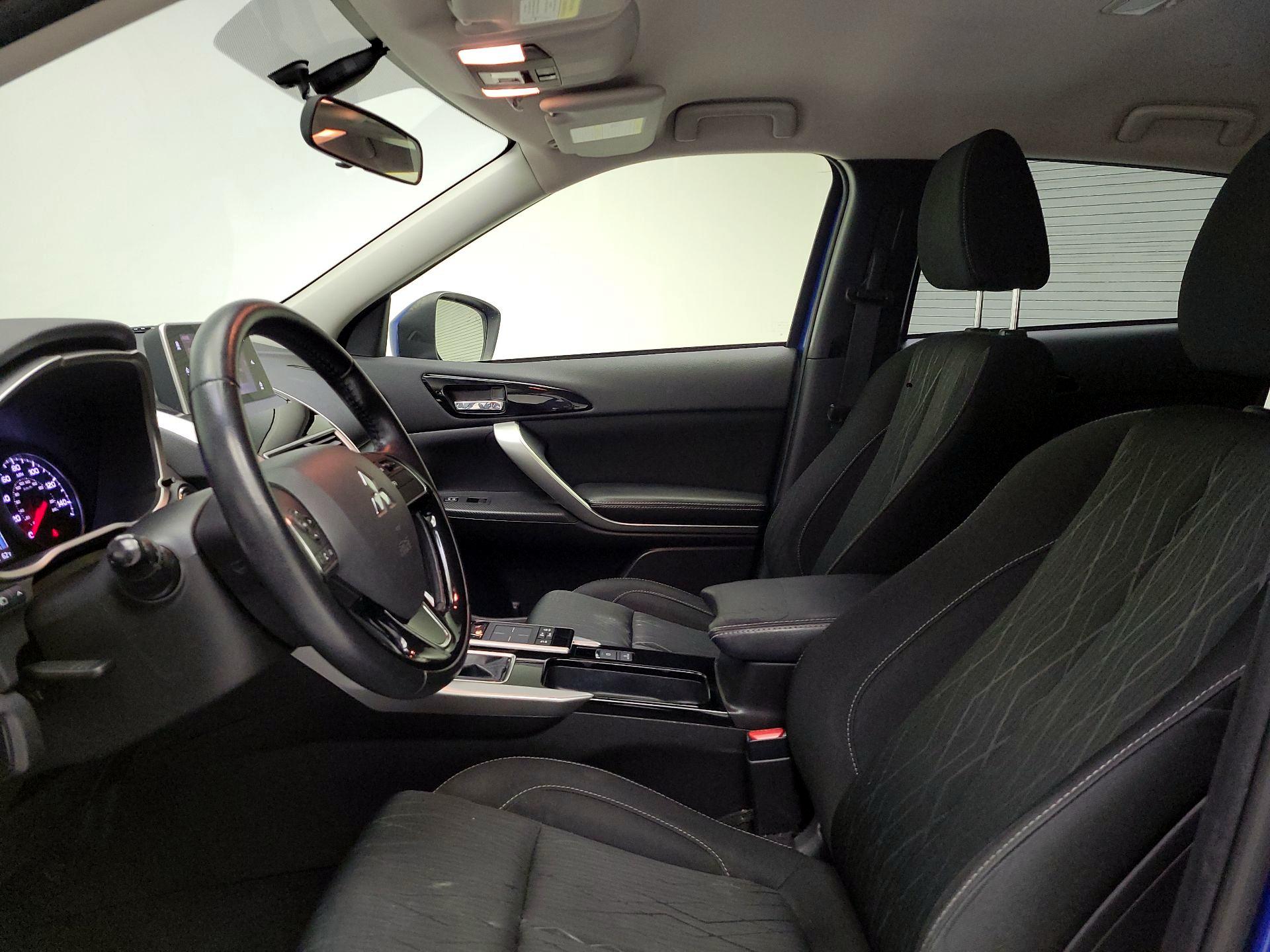 Thumbnail: 2019 Mitsubishi Eclipse Cross - 11