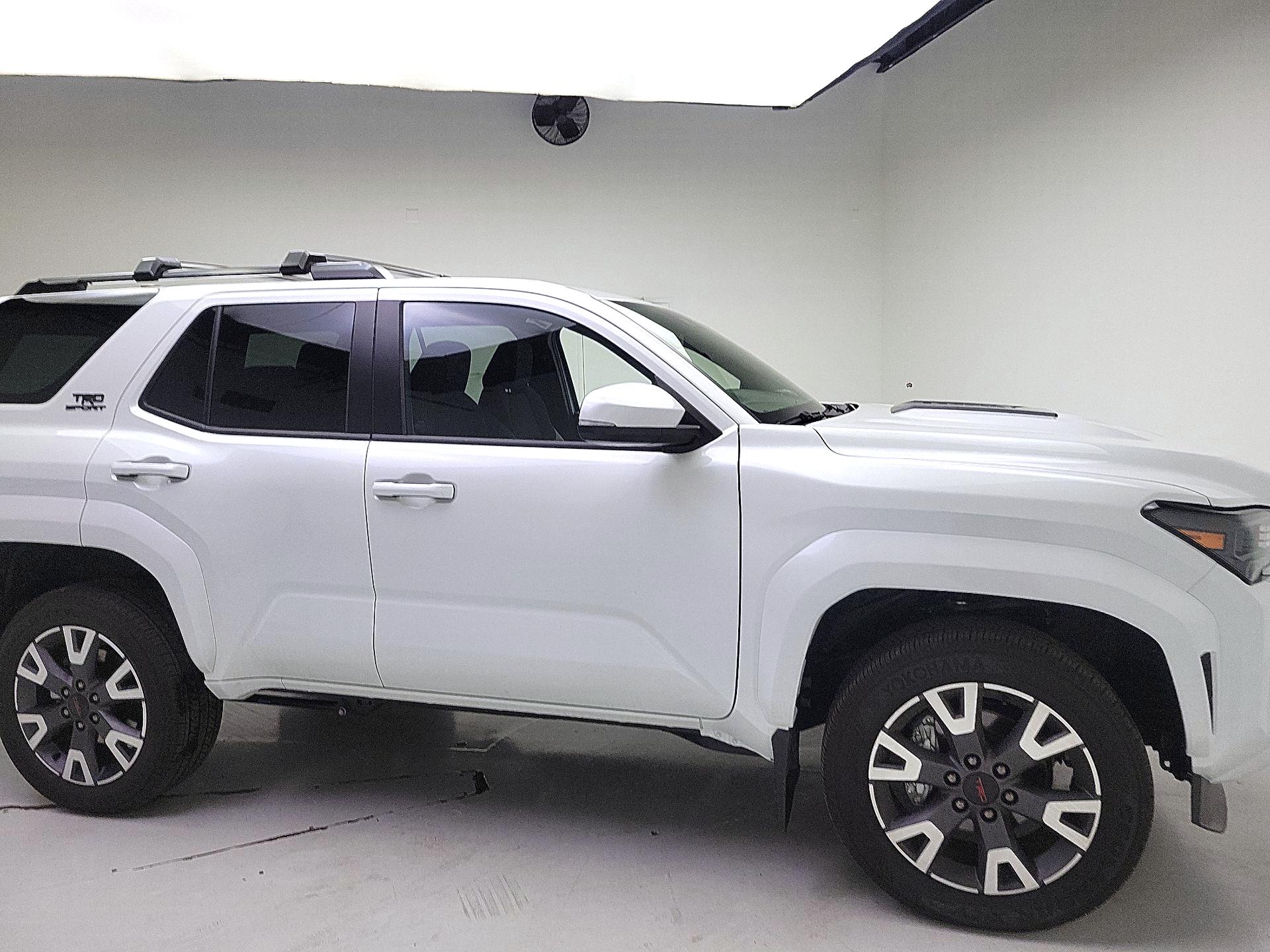 Thumbnail: 2025 Toyota 4Runner - 4