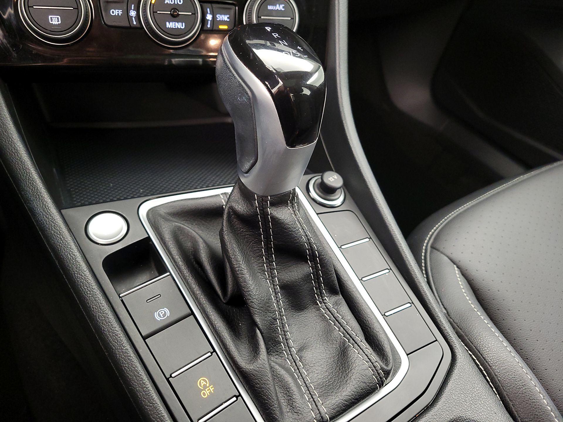 Thumbnail: 2024 Volkswagen Jetta - 17