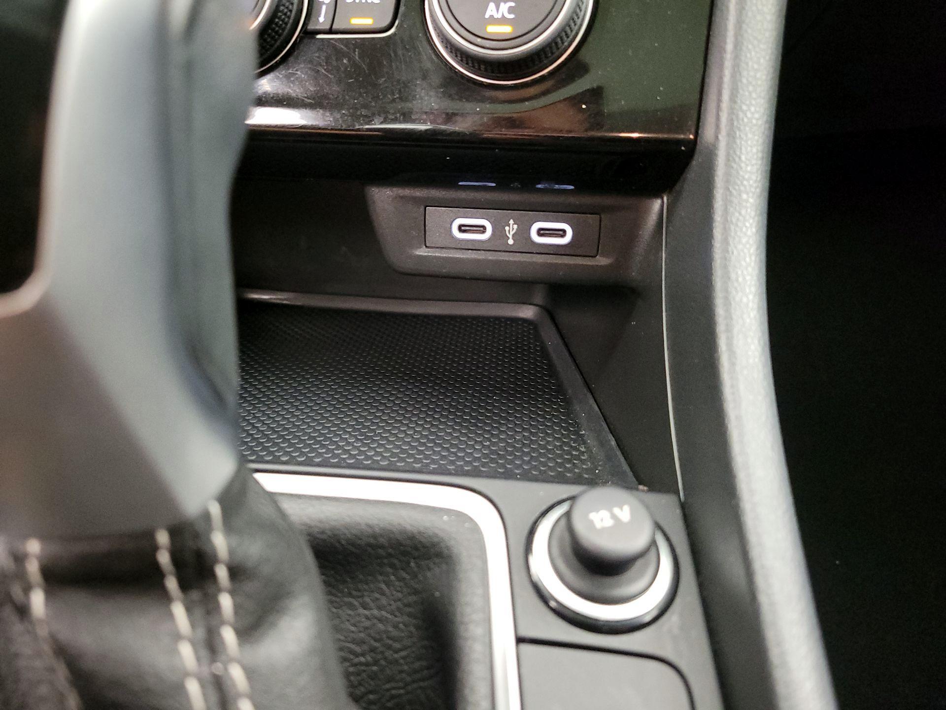 Thumbnail: 2024 Volkswagen Jetta - 18