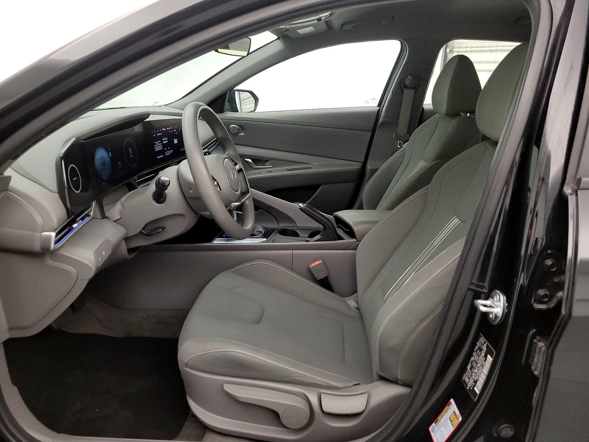 Thumbnail: 2024 Hyundai Elantra - 11