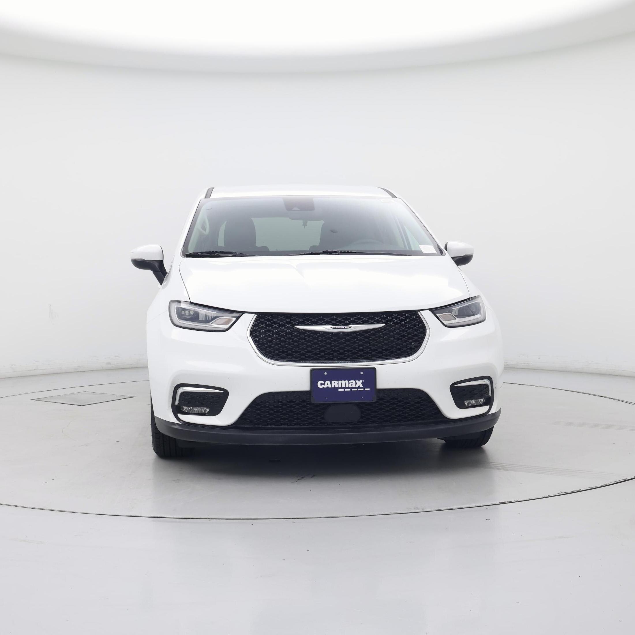 Thumbnail: 2023 Chrysler Pacifica - 5