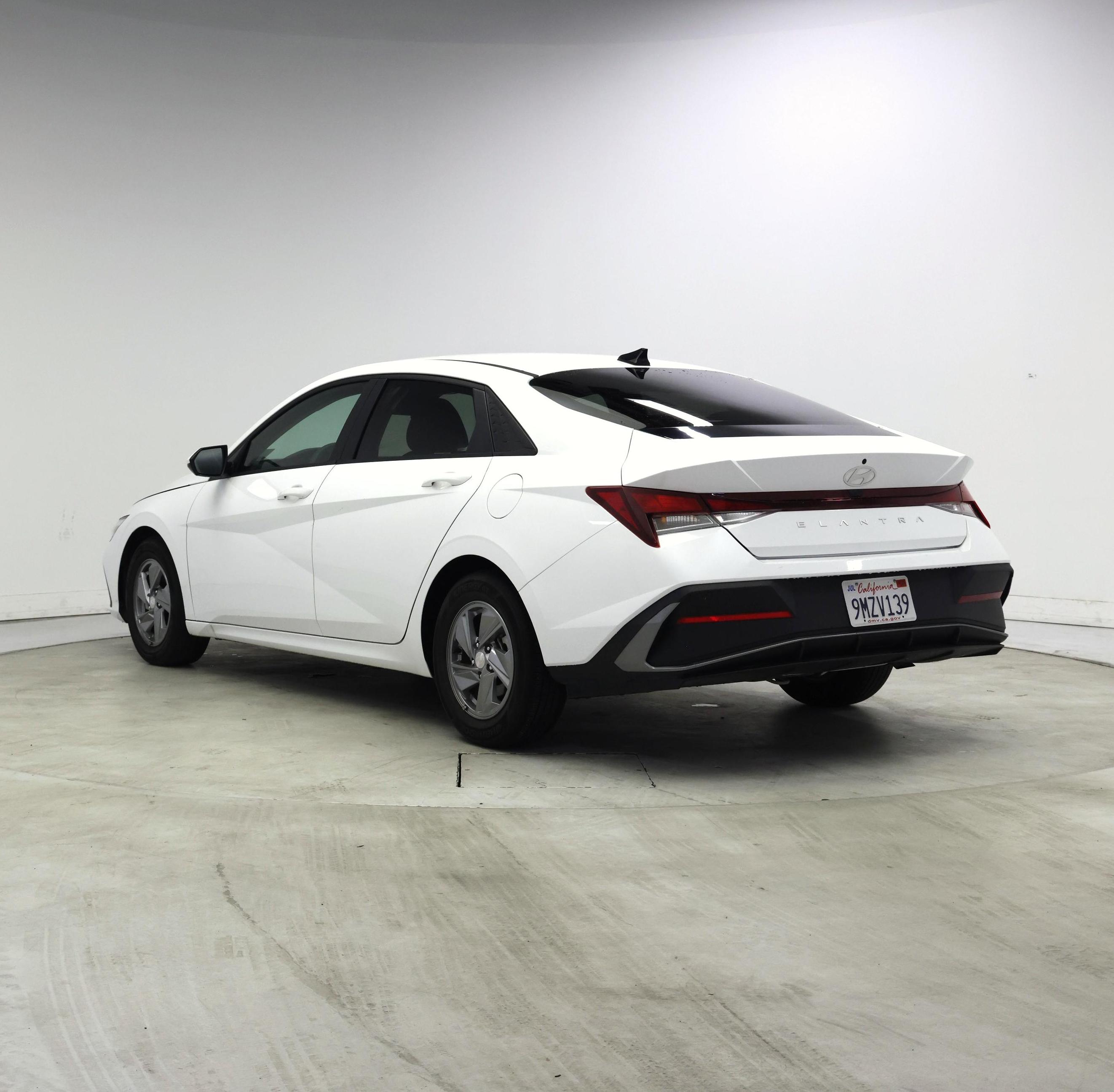 Thumbnail: 2024 Hyundai Elantra - 2