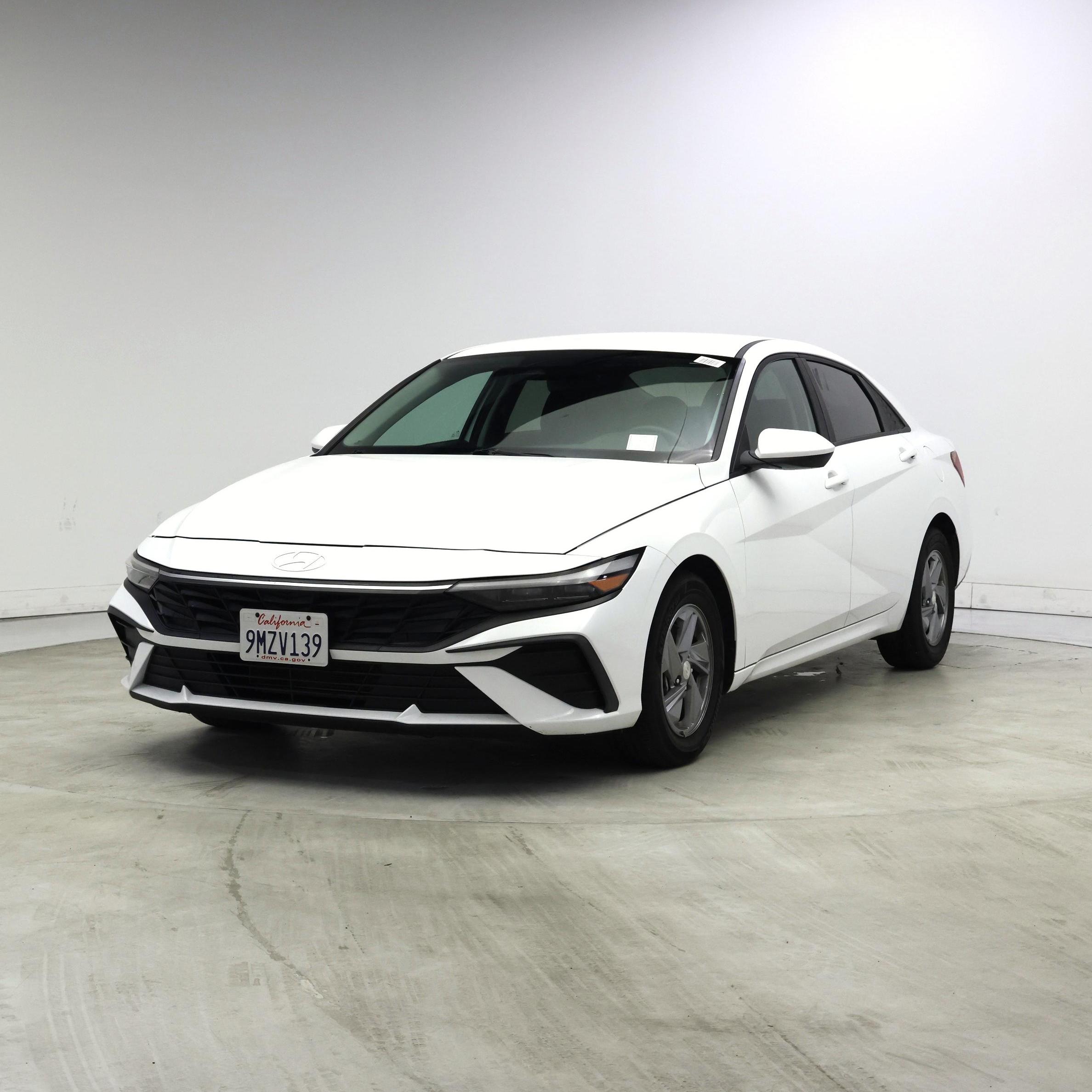Thumbnail: 2024 Hyundai Elantra - 4