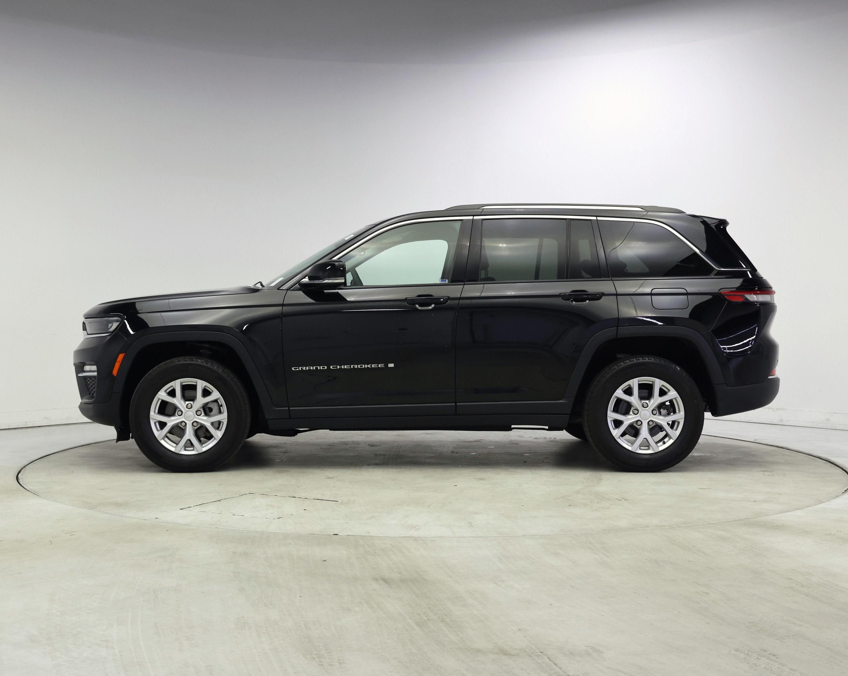 Thumbnail: 2023 Jeep Grand Cherokee - 3