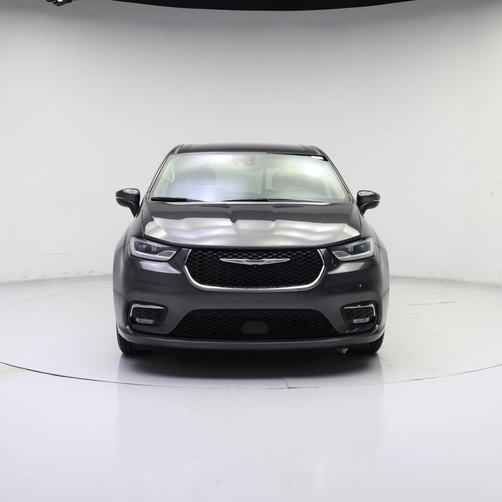 Thumbnail: 2023 Chrysler Pacifica - 5
