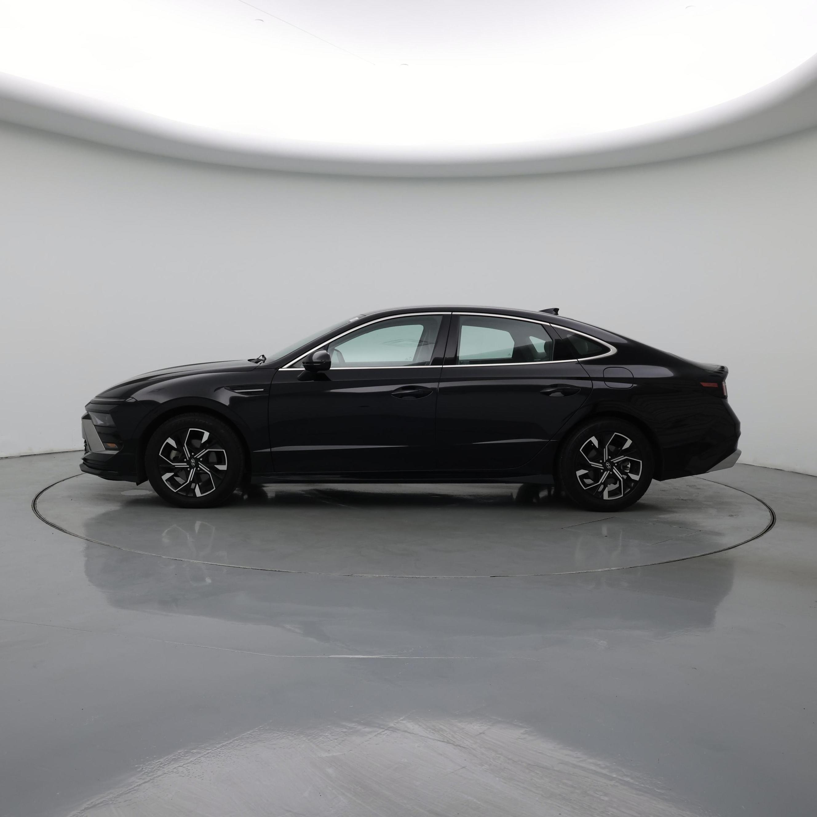 Thumbnail: 2025 Hyundai Sonata - 3