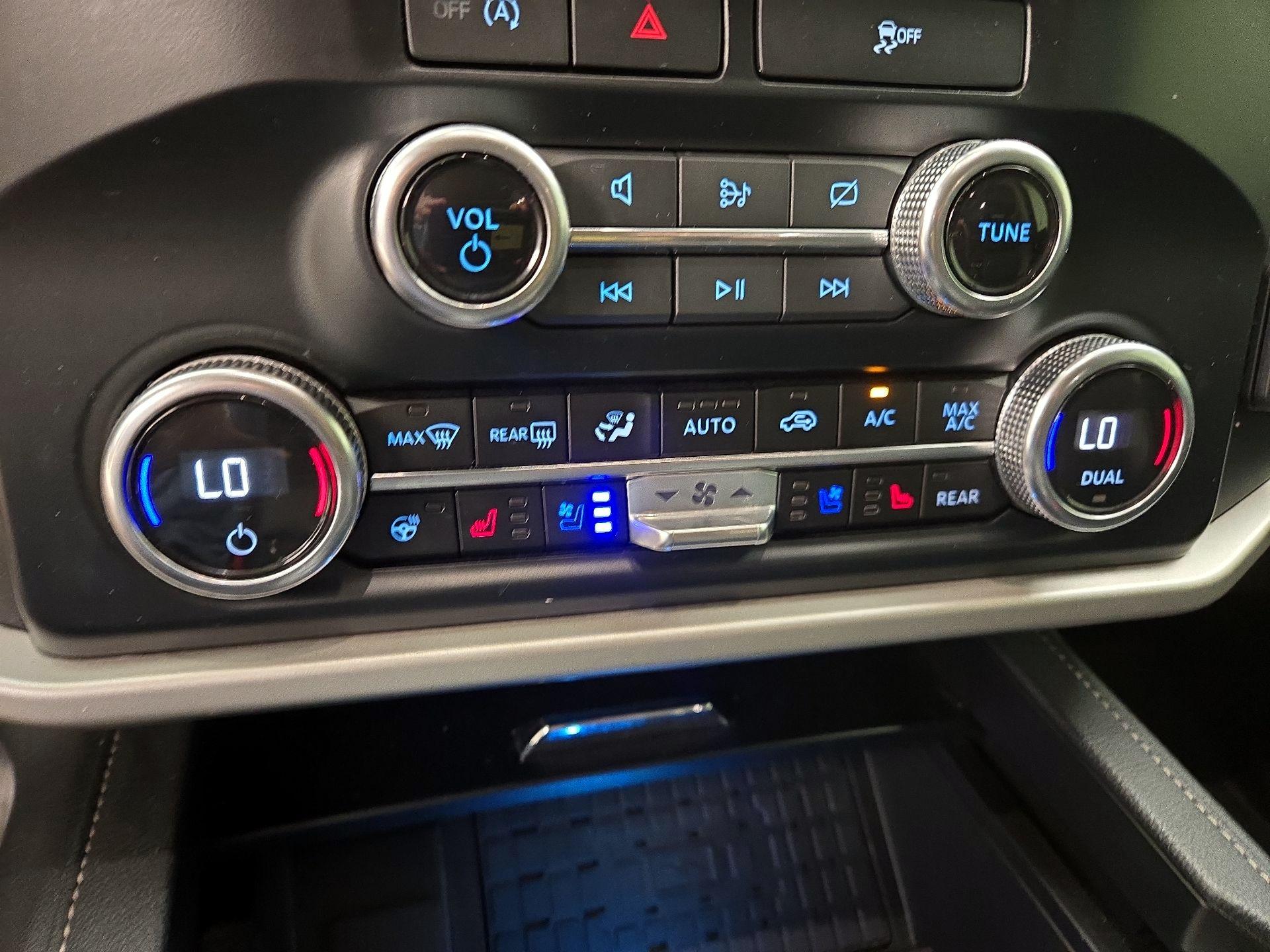 Thumbnail: 2024 Ford Expedition - 17