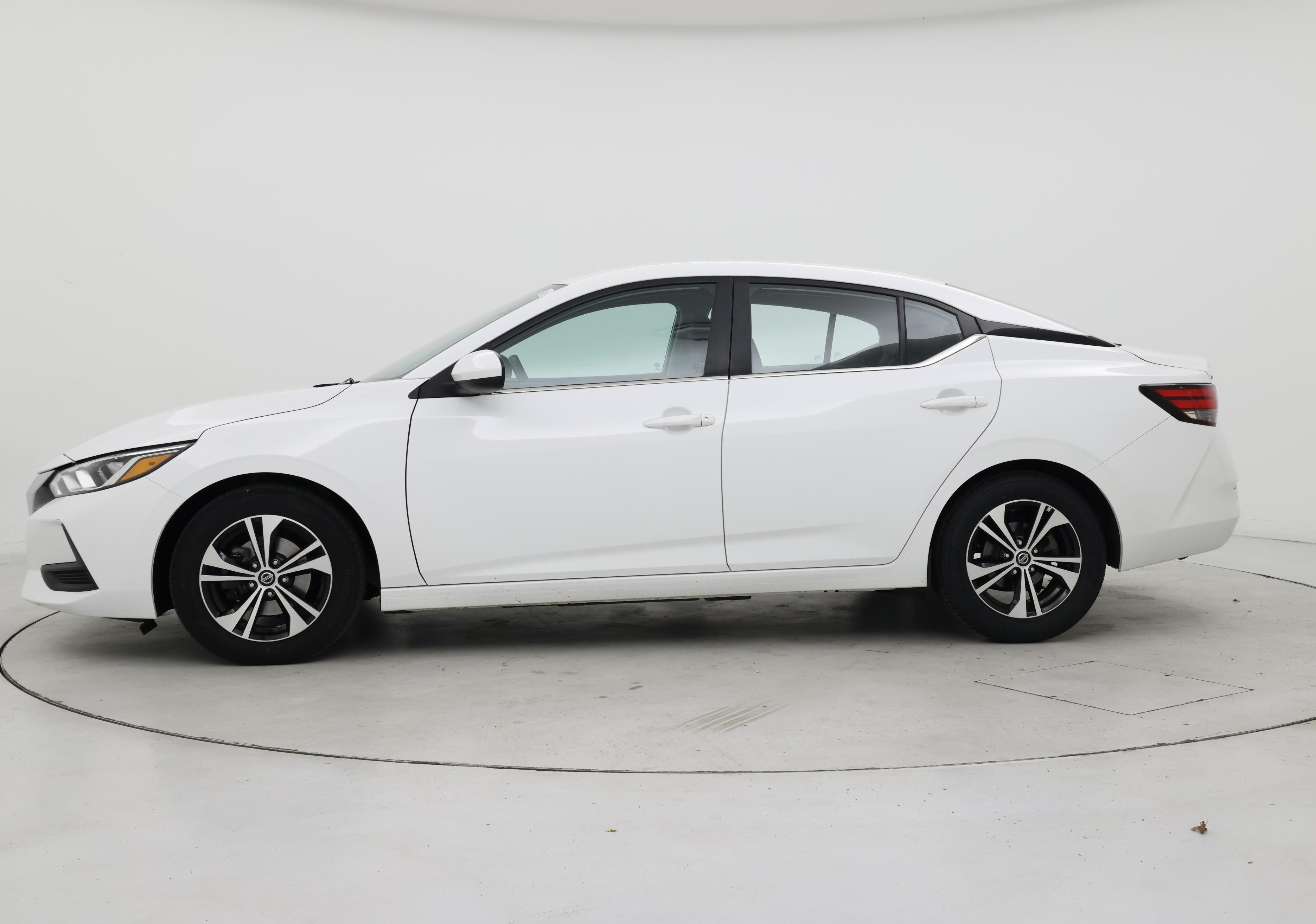Thumbnail: 2023 Nissan Sentra - 3