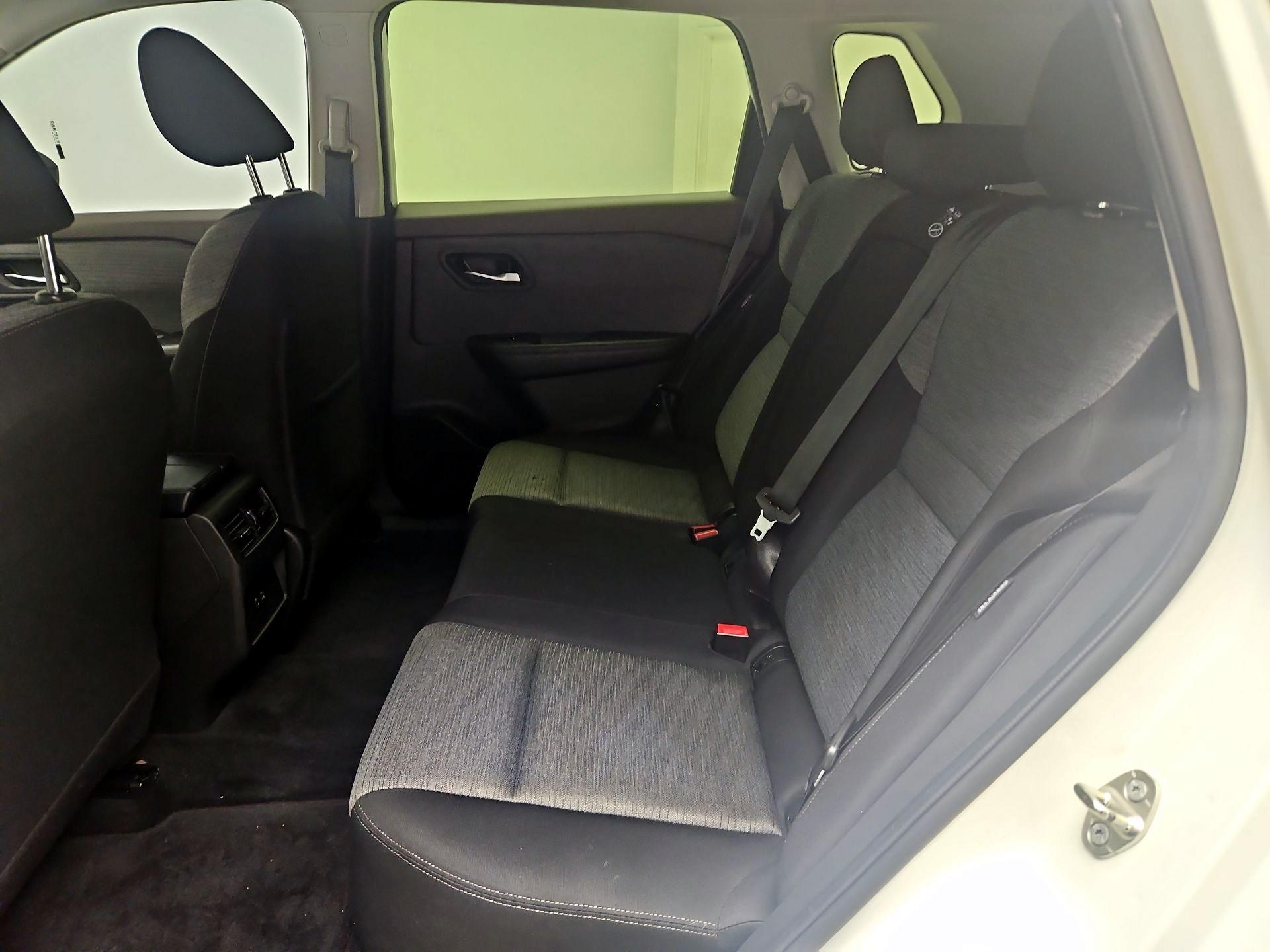 Thumbnail: 2023 Nissan Rogue - 19