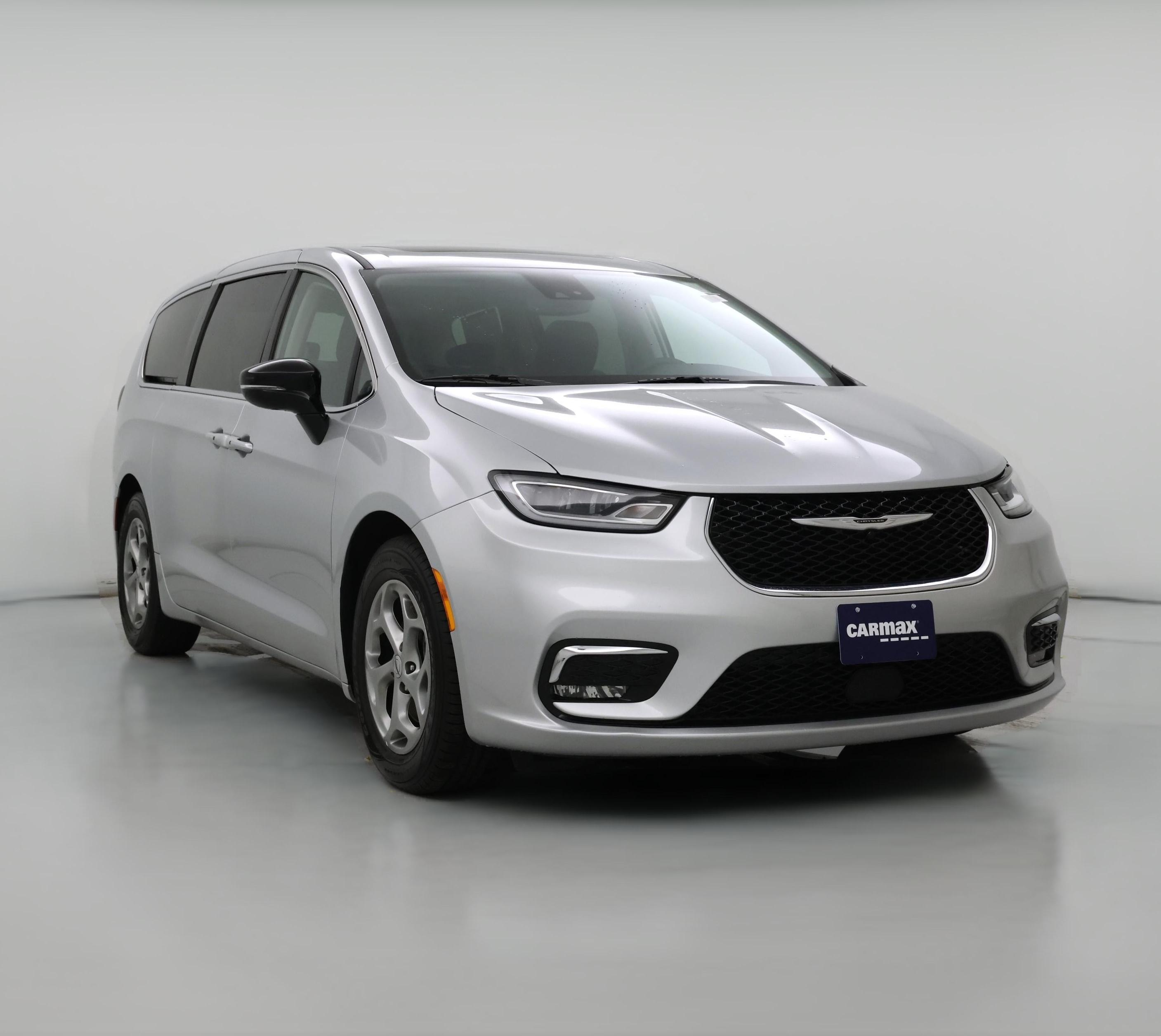 Thumbnail: 2024 Chrysler Pacifica - 1
