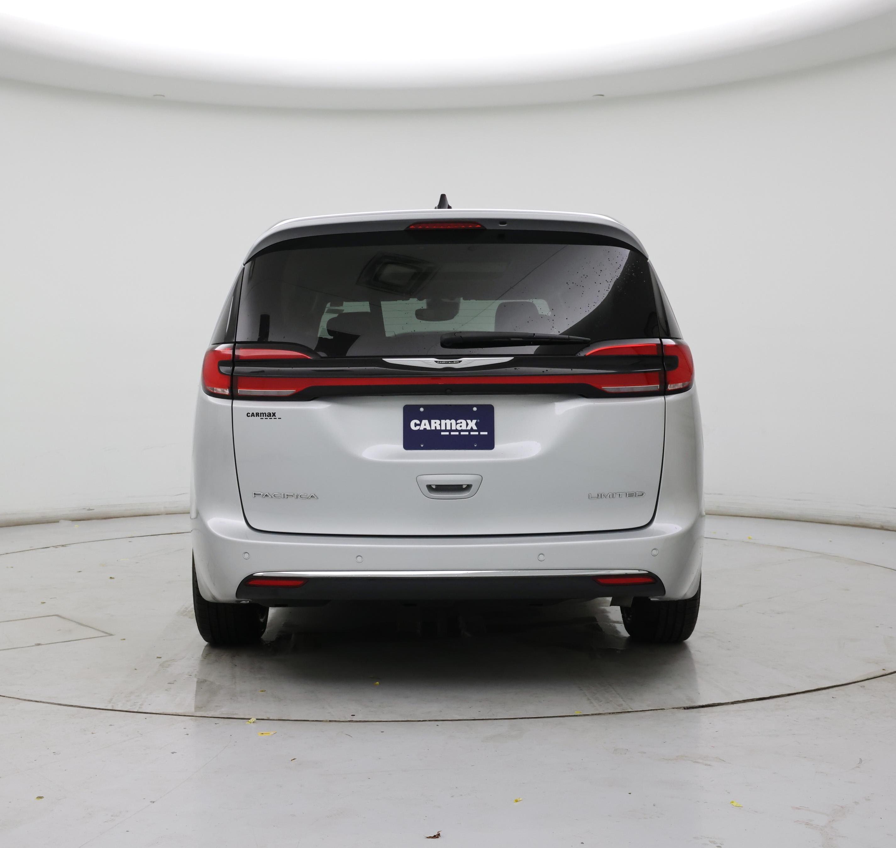 Thumbnail: 2024 Chrysler Pacifica - 6