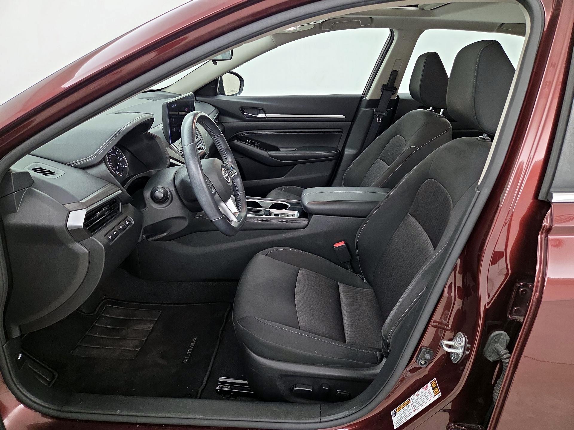 Thumbnail: 2023 Nissan Altima - 11
