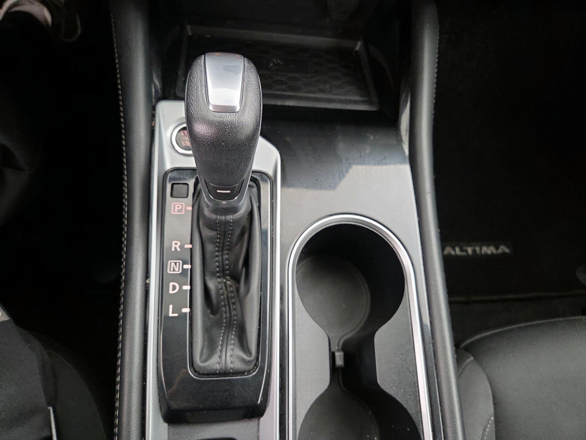 Thumbnail: 2023 Nissan Altima - 18
