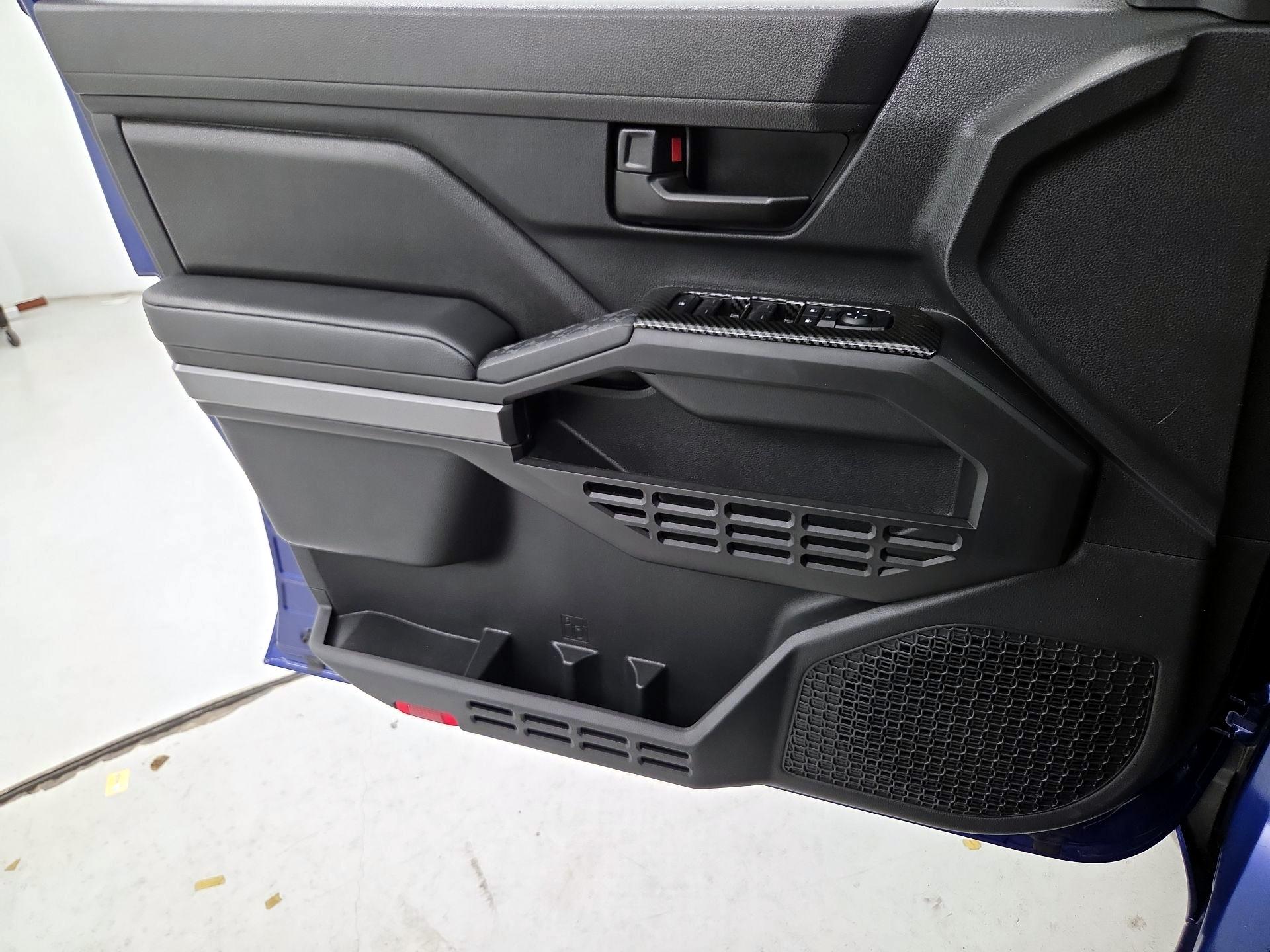 Thumbnail: 2025 Toyota Tacoma - 12