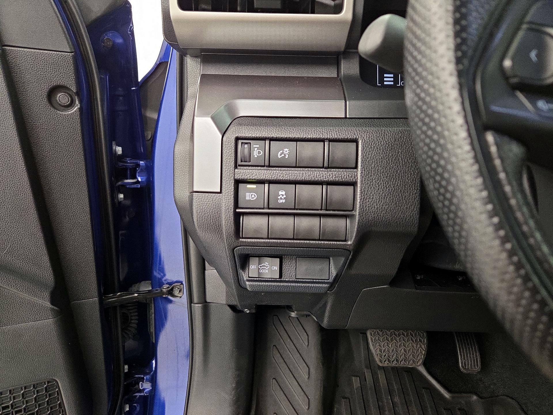 Thumbnail: 2025 Toyota Tacoma - 13