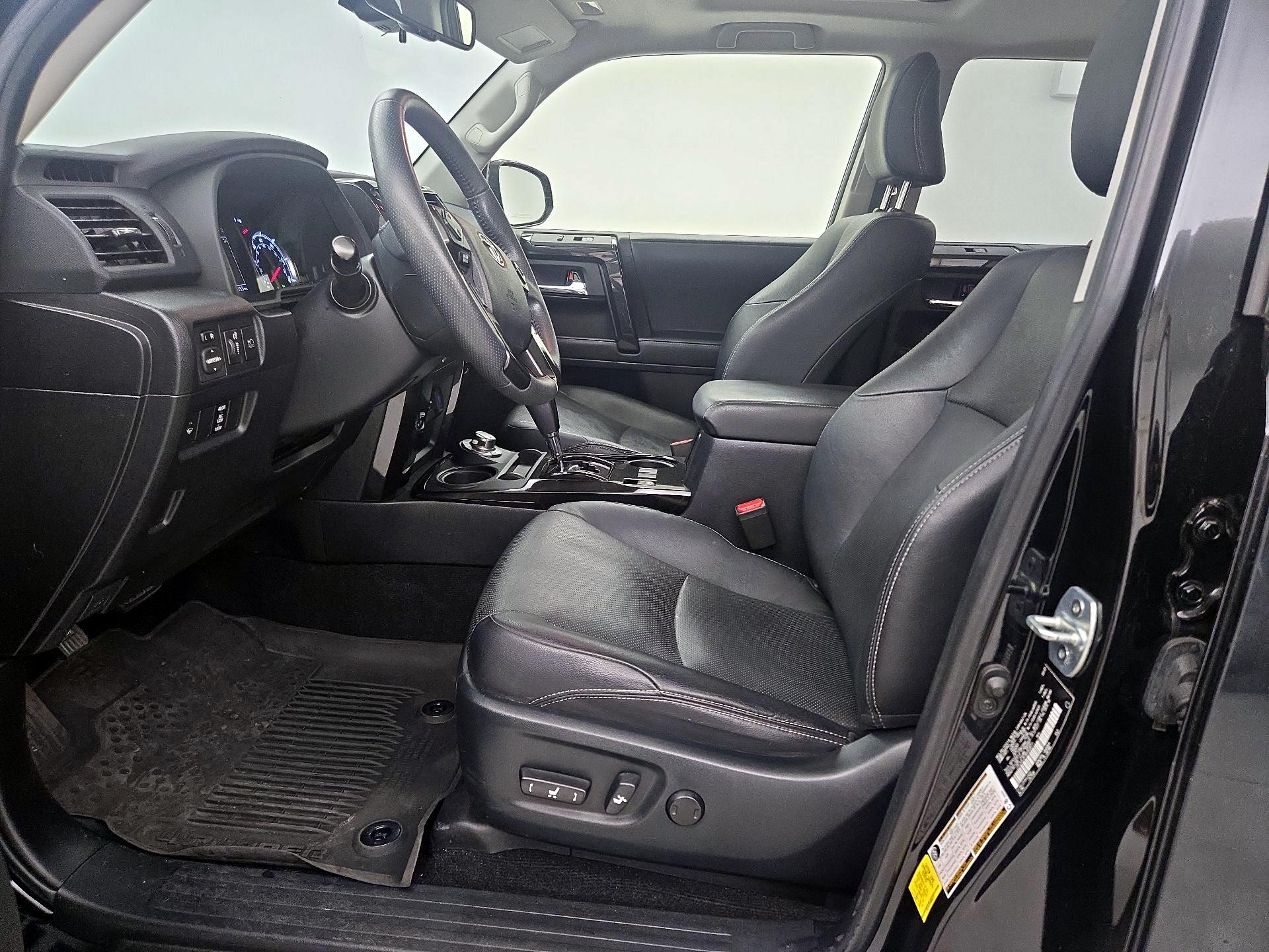 Thumbnail: 2021 Toyota 4Runner - 11