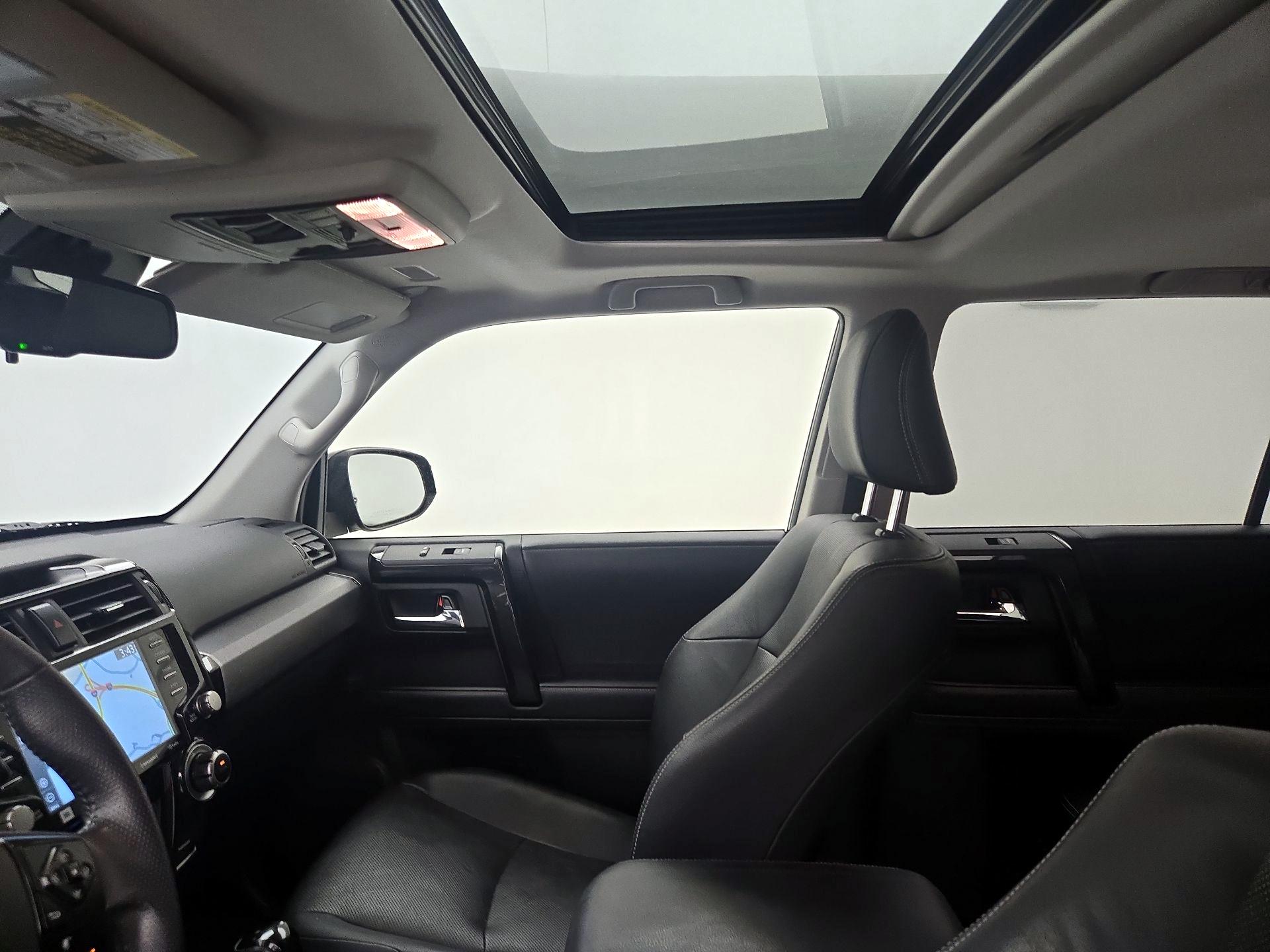 Thumbnail: 2021 Toyota 4Runner - 20