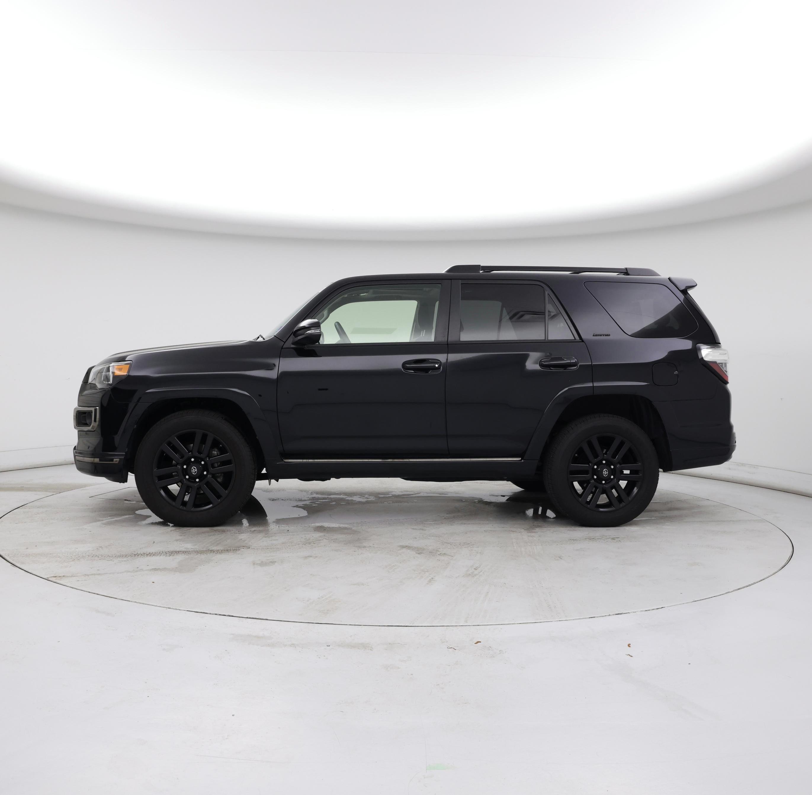 Thumbnail: 2021 Toyota 4Runner - 3