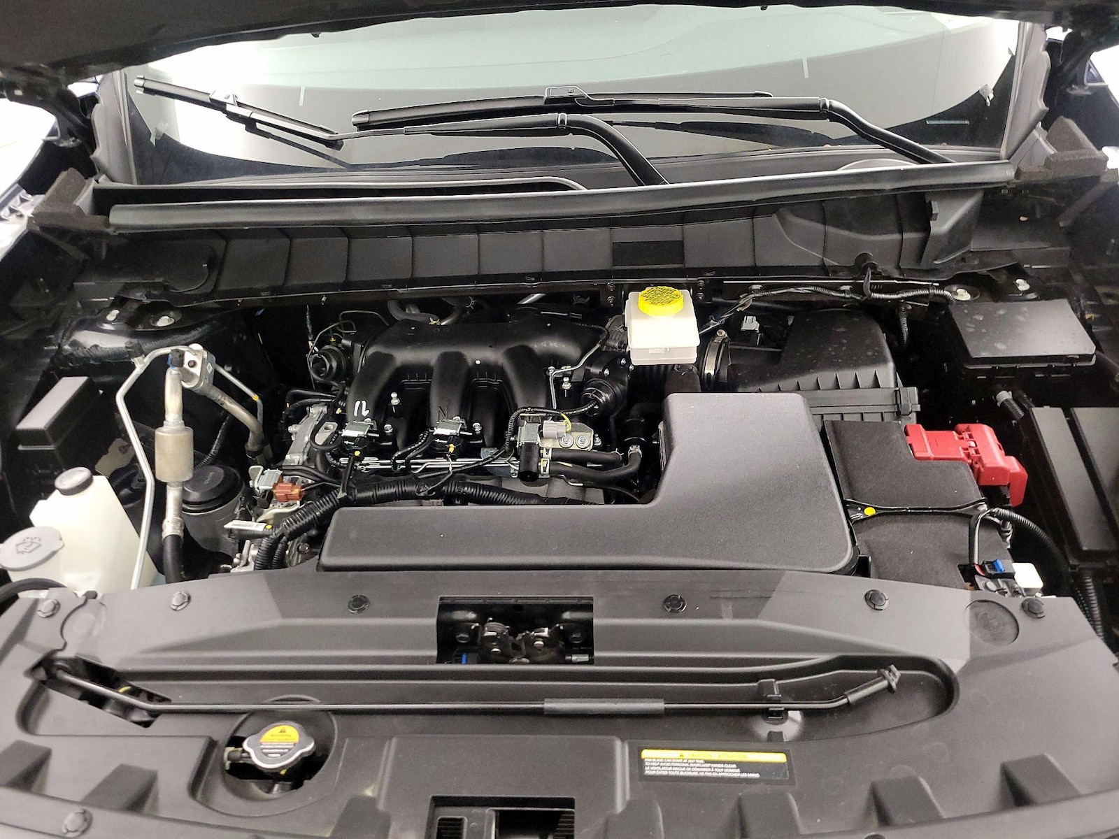 2025 Nissan Pathfinder SV - Photo 23