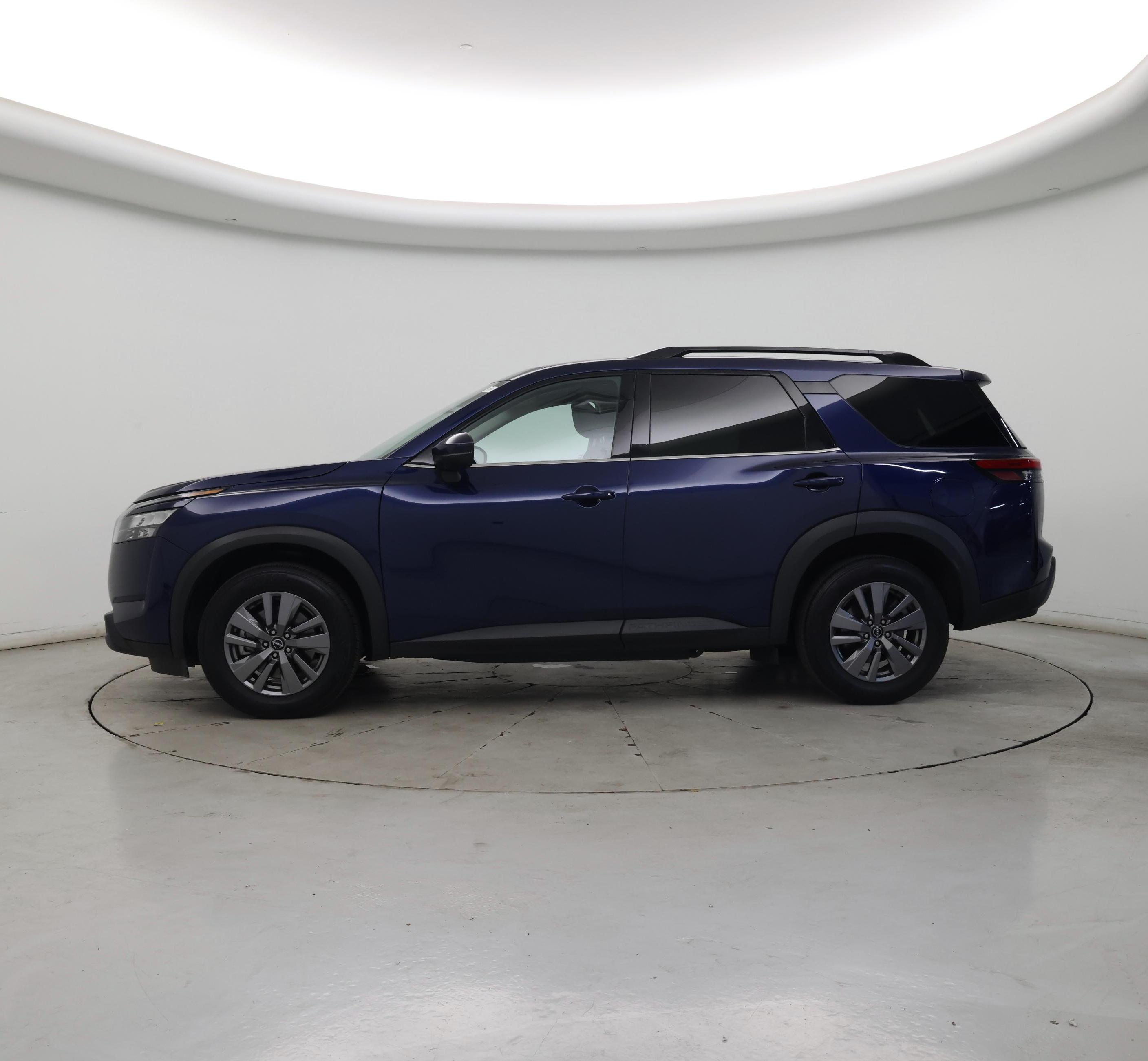 Thumbnail: 2025 Nissan Pathfinder - 3