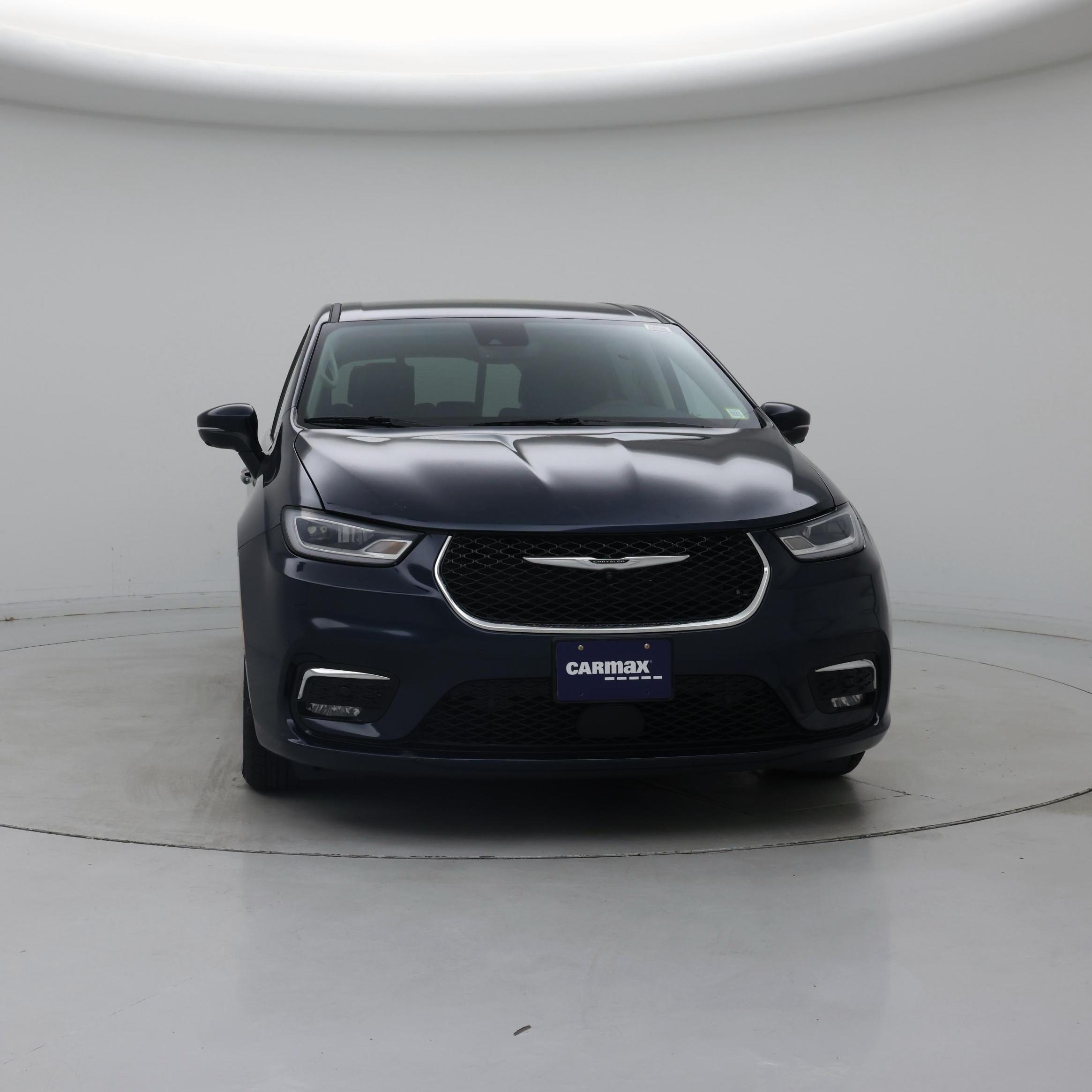 Thumbnail: 2023 Chrysler Pacifica - 5