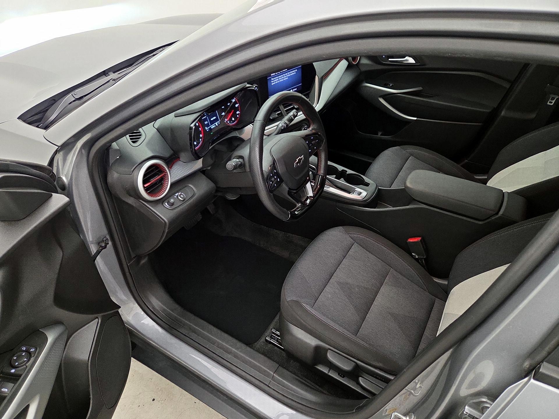 Thumbnail: 2024 Chevrolet Trax - 11