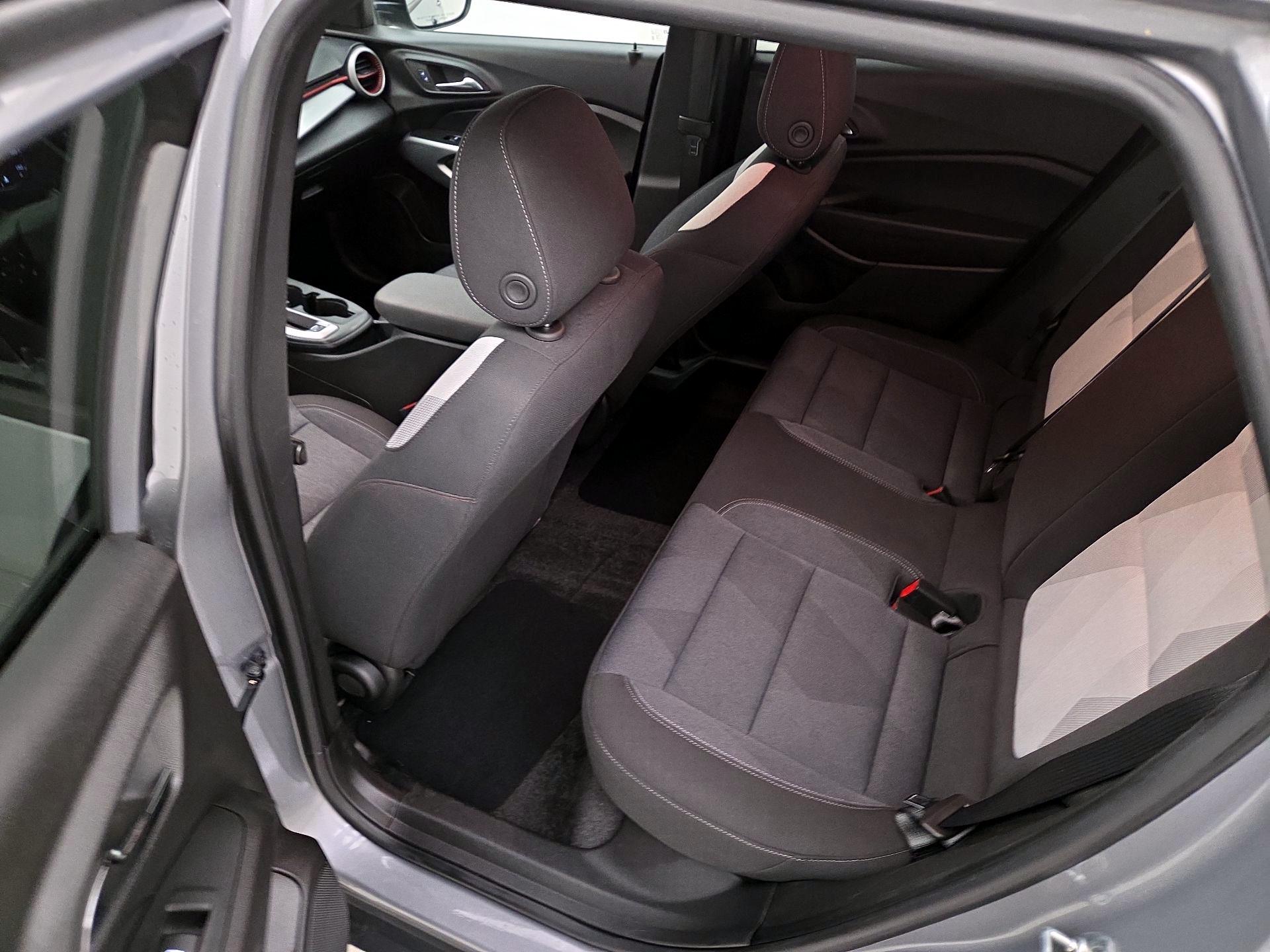 Thumbnail: 2024 Chevrolet Trax - 19