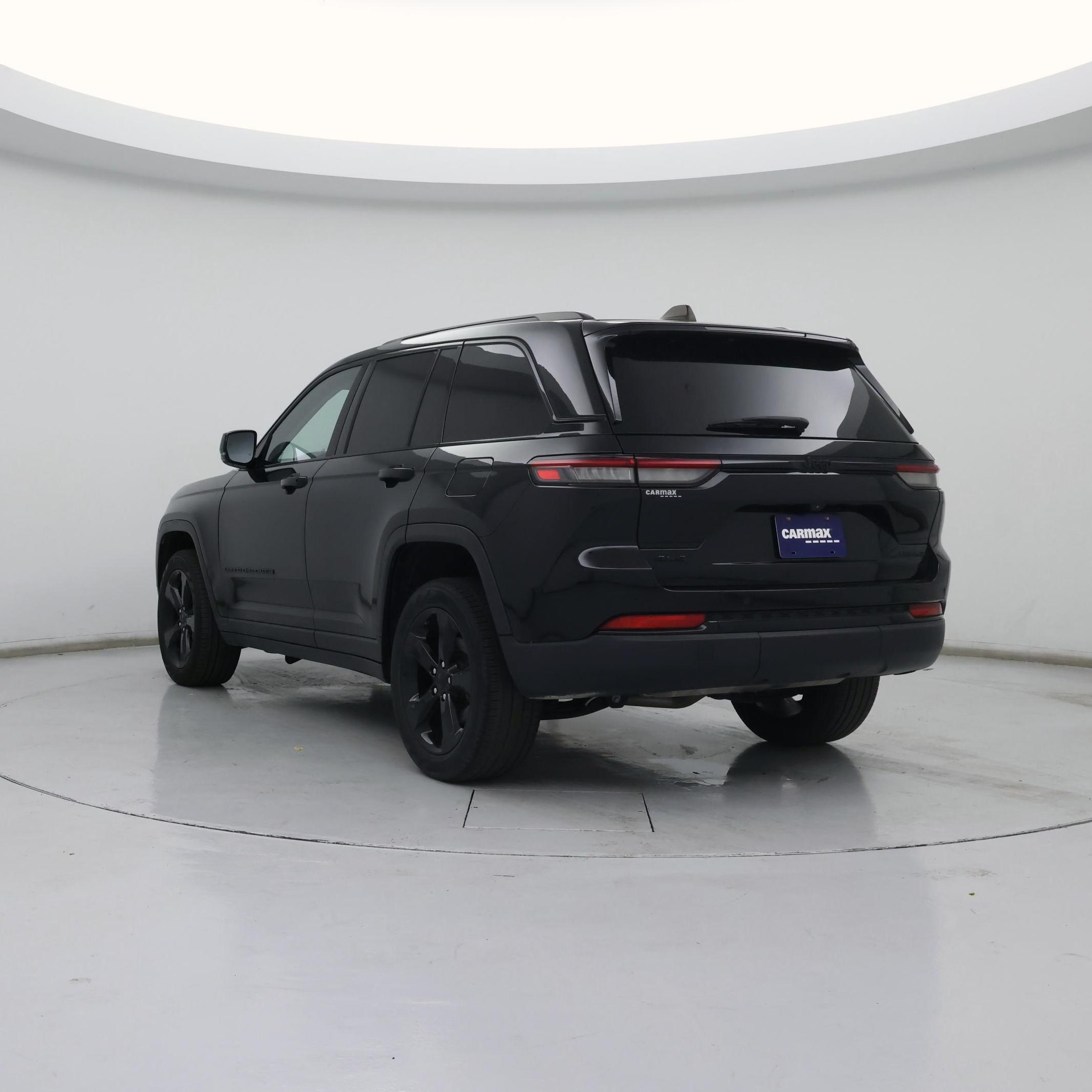 Thumbnail: 2023 Jeep Grand Cherokee - 2