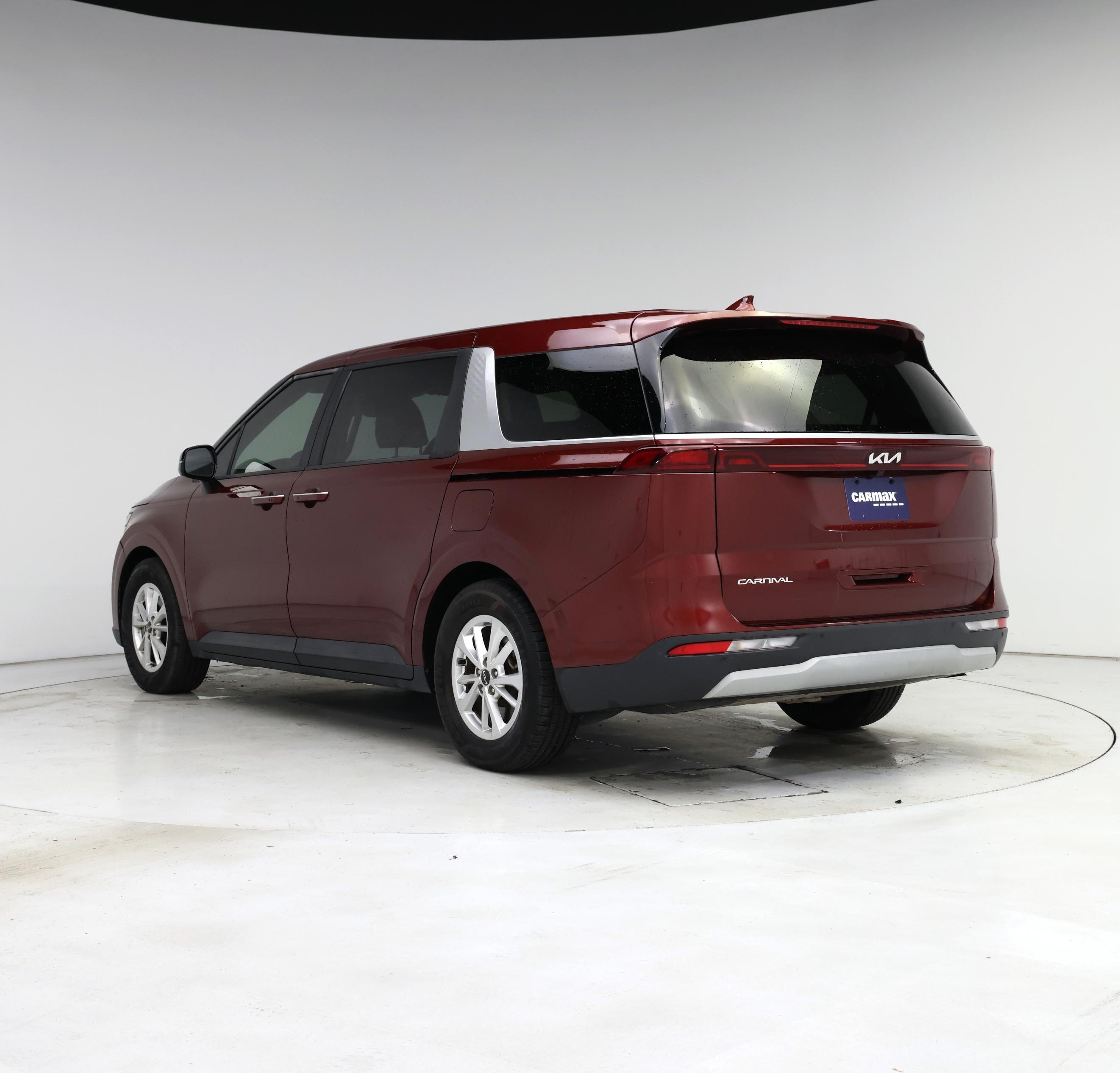 Thumbnail: 2023 Kia Carnival - 2