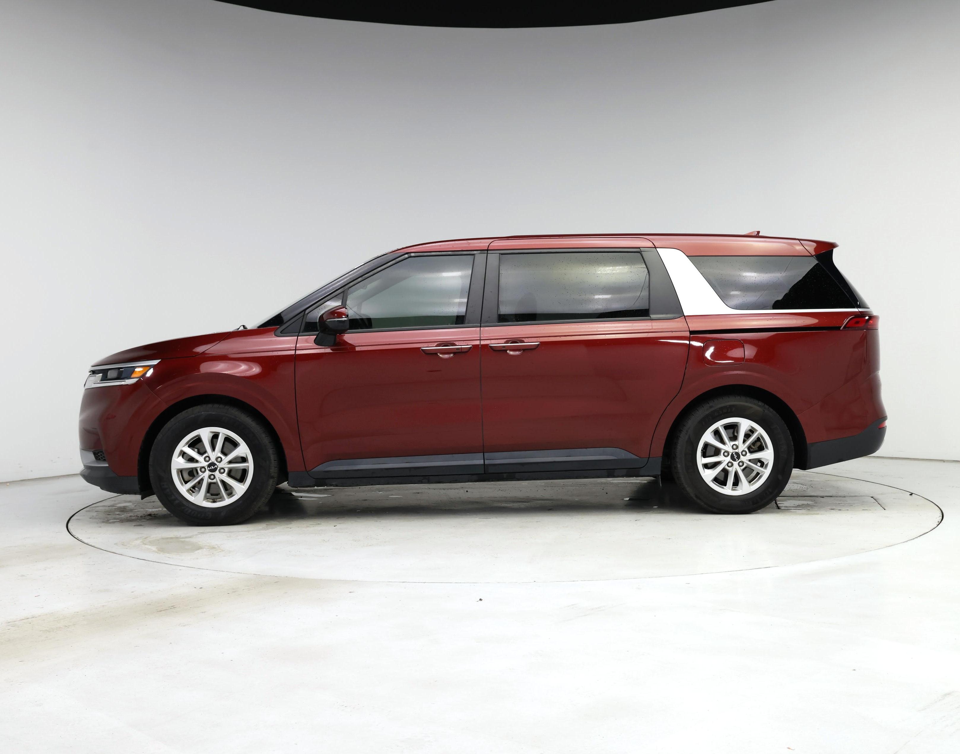 Thumbnail: 2023 Kia Carnival - 3