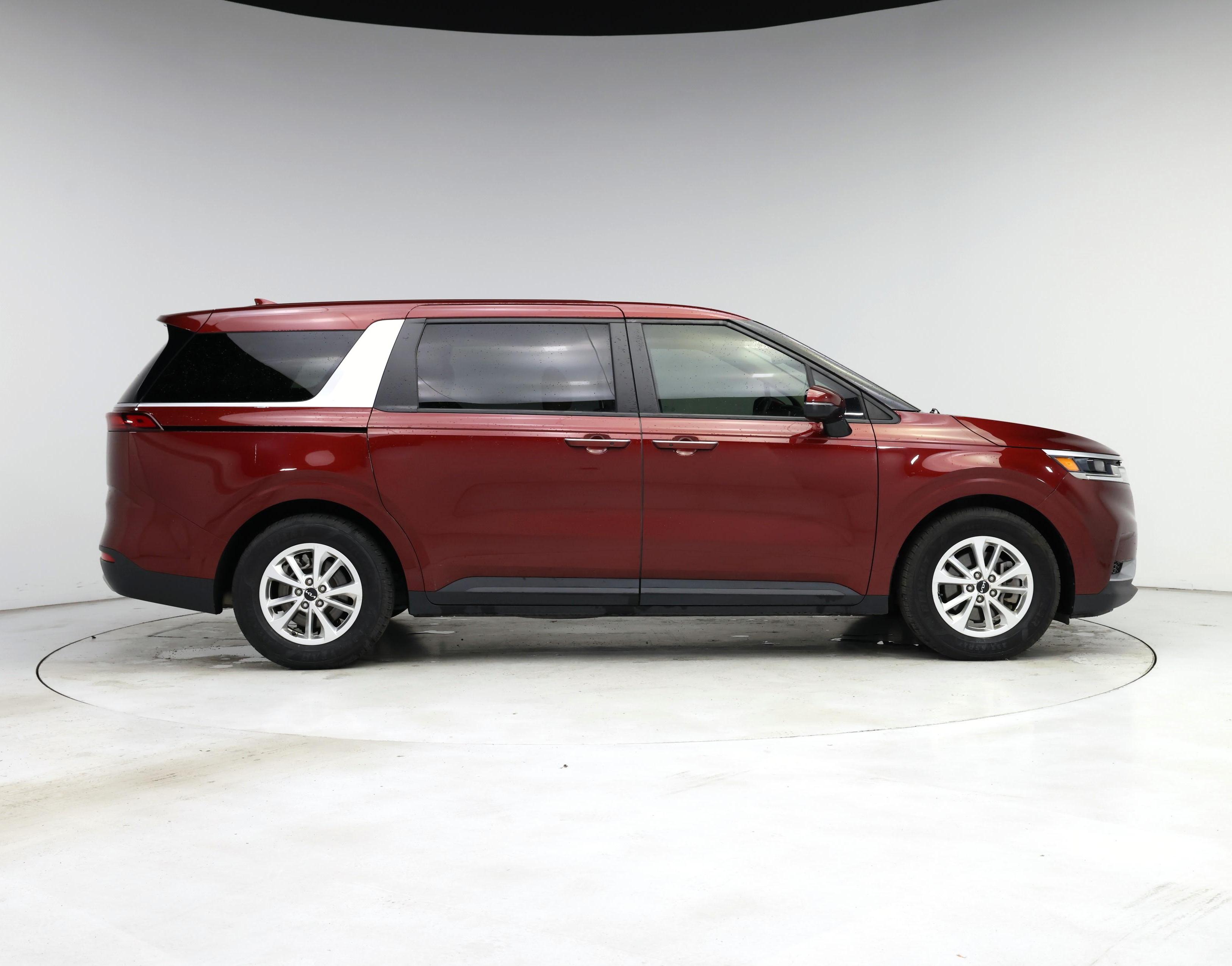 Thumbnail: 2023 Kia Carnival - 7
