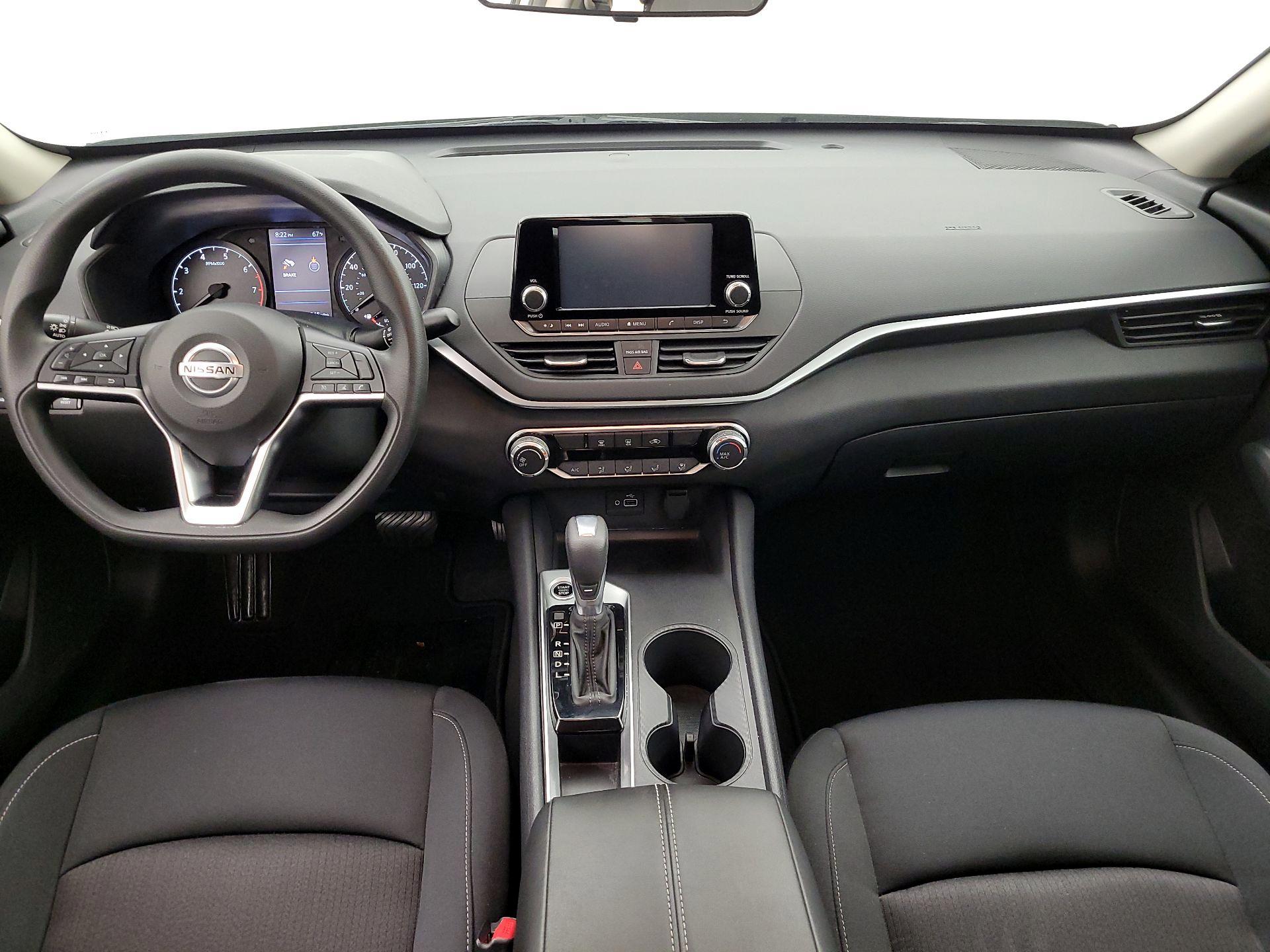 Thumbnail: 2022 Nissan Altima - 9
