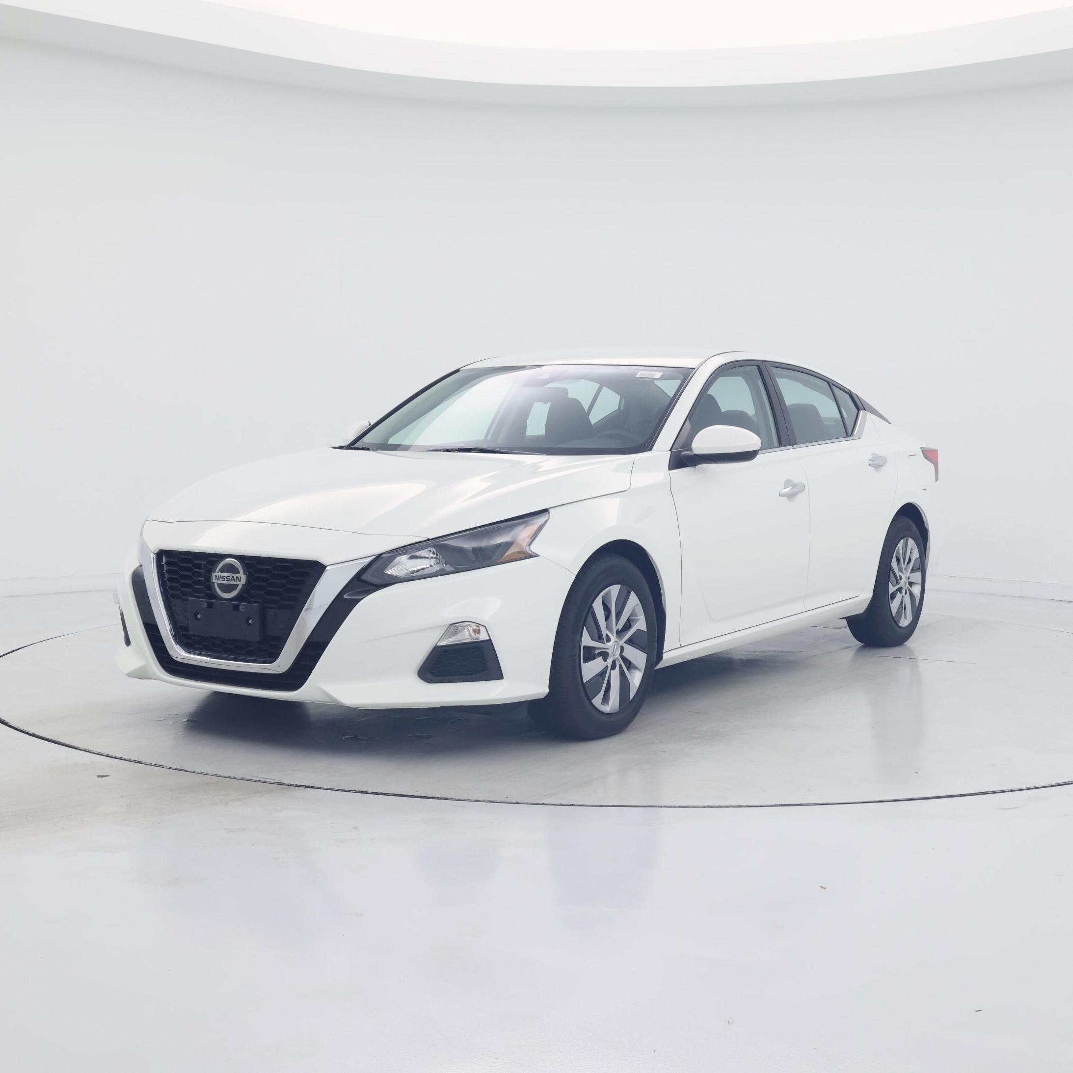 Thumbnail: 2022 Nissan Altima - 4