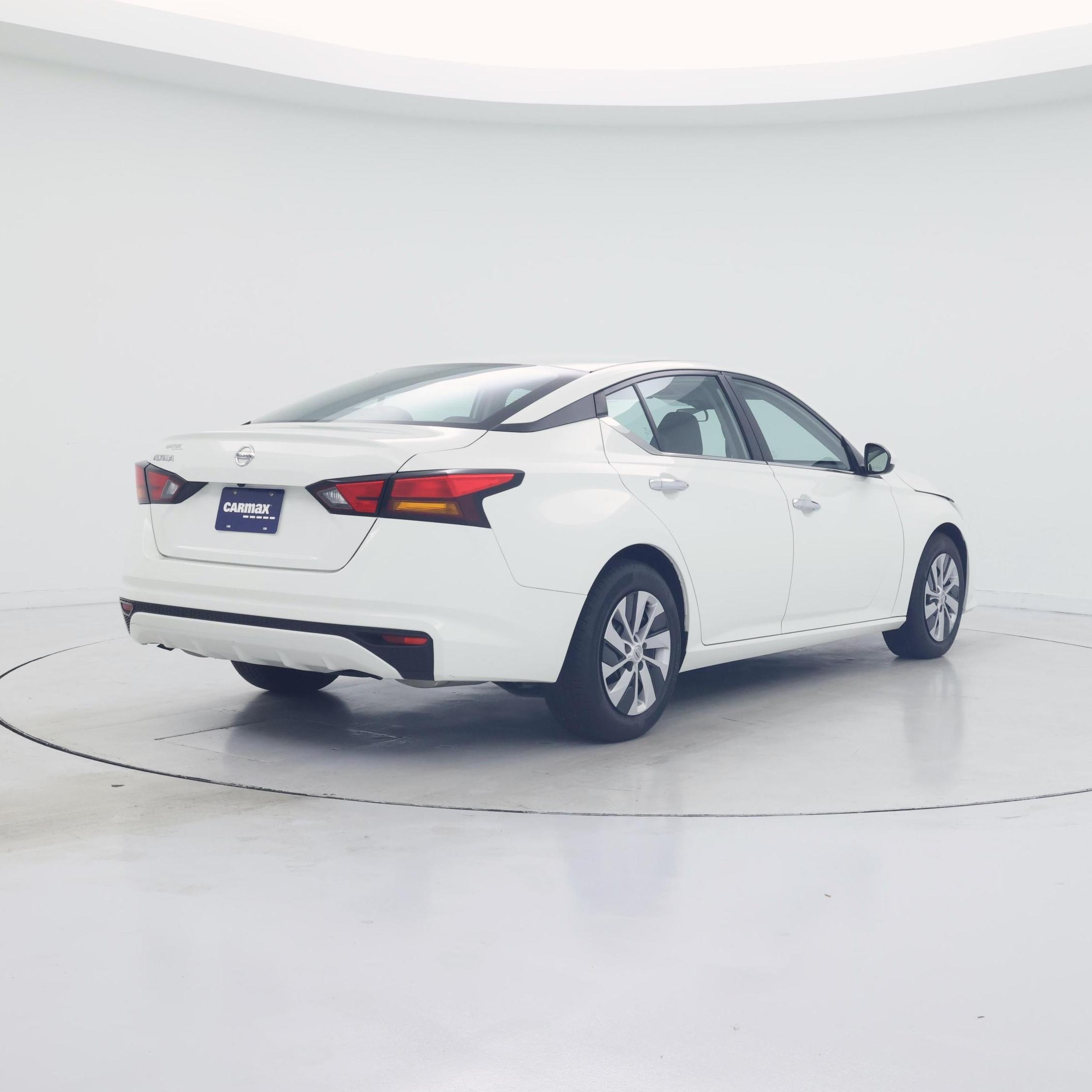 Thumbnail: 2022 Nissan Altima - 8