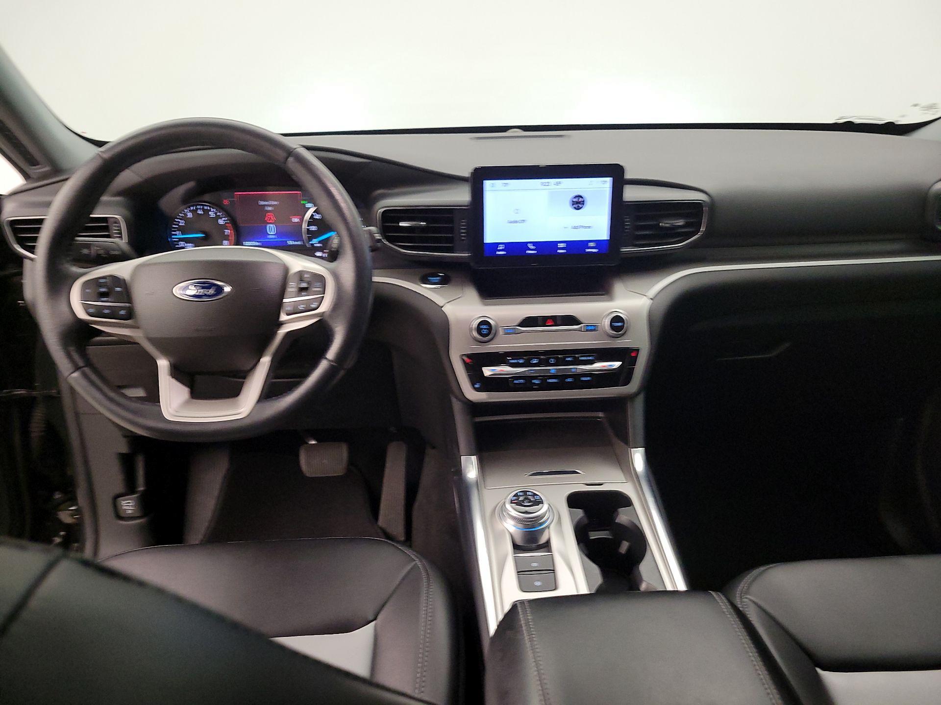 Thumbnail: 2022 Ford Explorer - 9