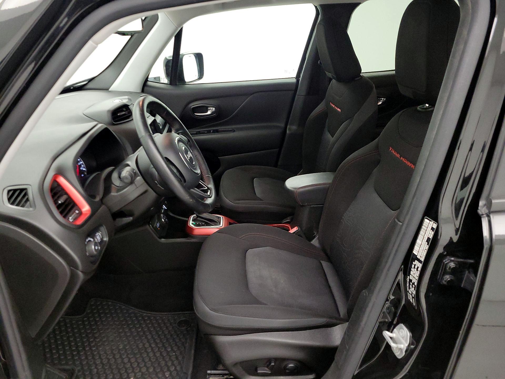 Thumbnail: 2022 Jeep Renegade - 11