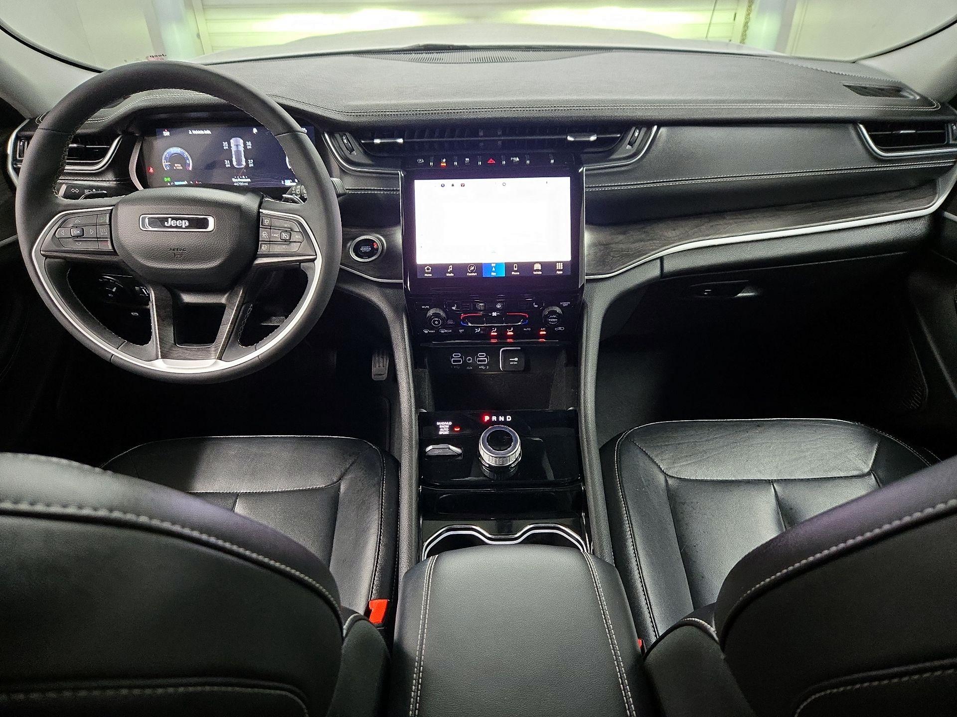 Thumbnail: 2023 Jeep Grand Cherokee - 9