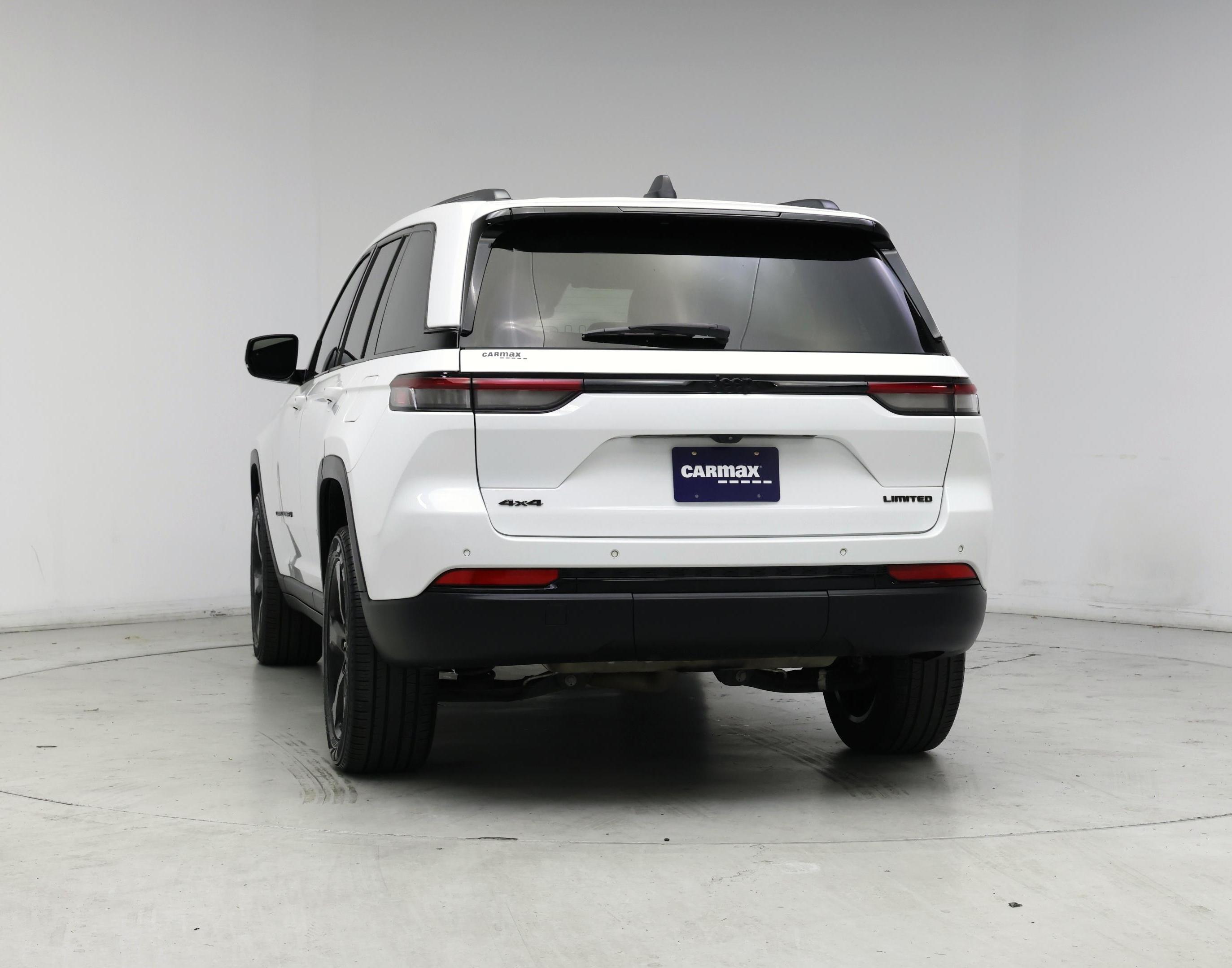 Thumbnail: 2023 Jeep Grand Cherokee - 6